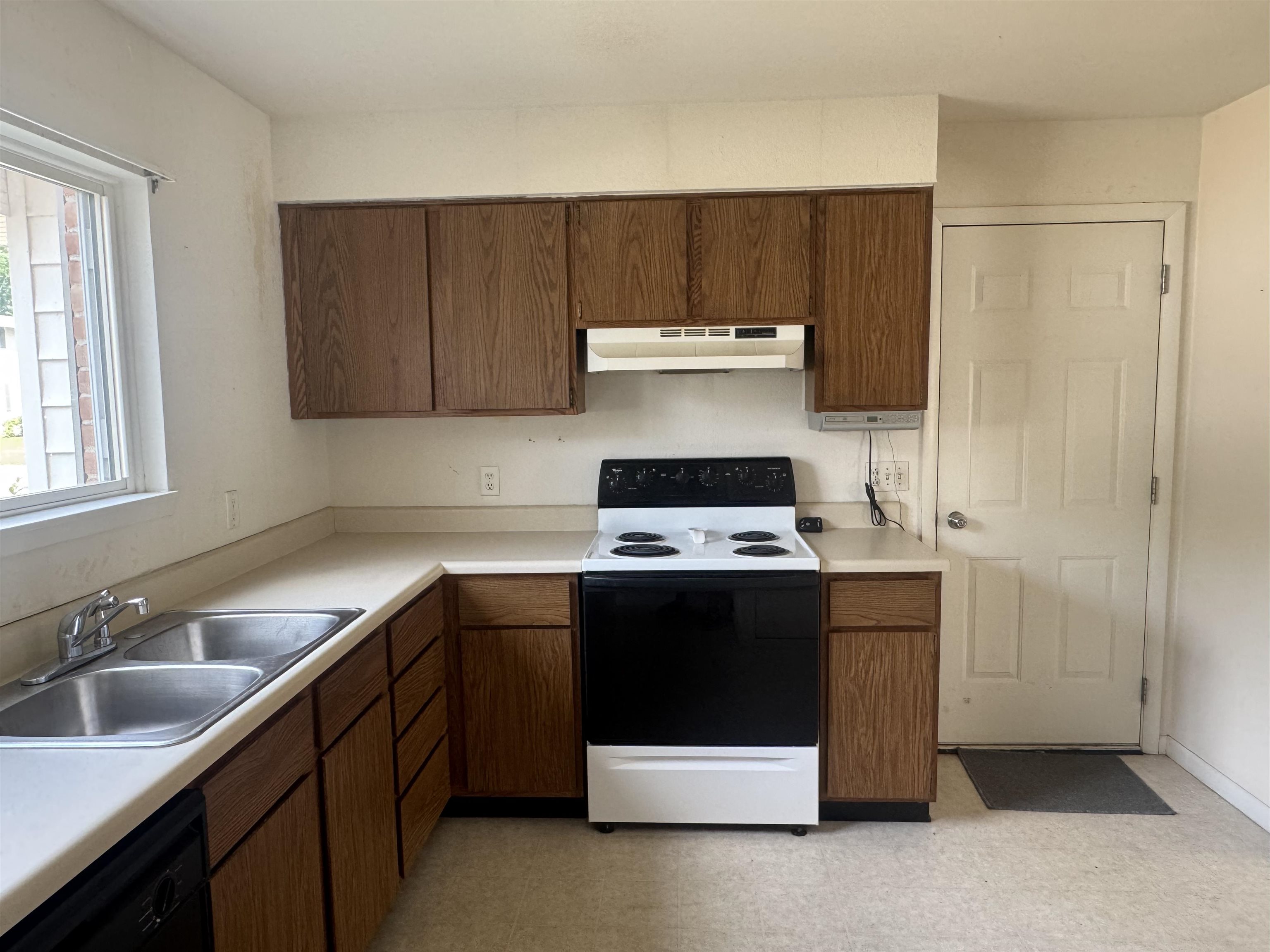 9513 Montana Street Property Photo 3