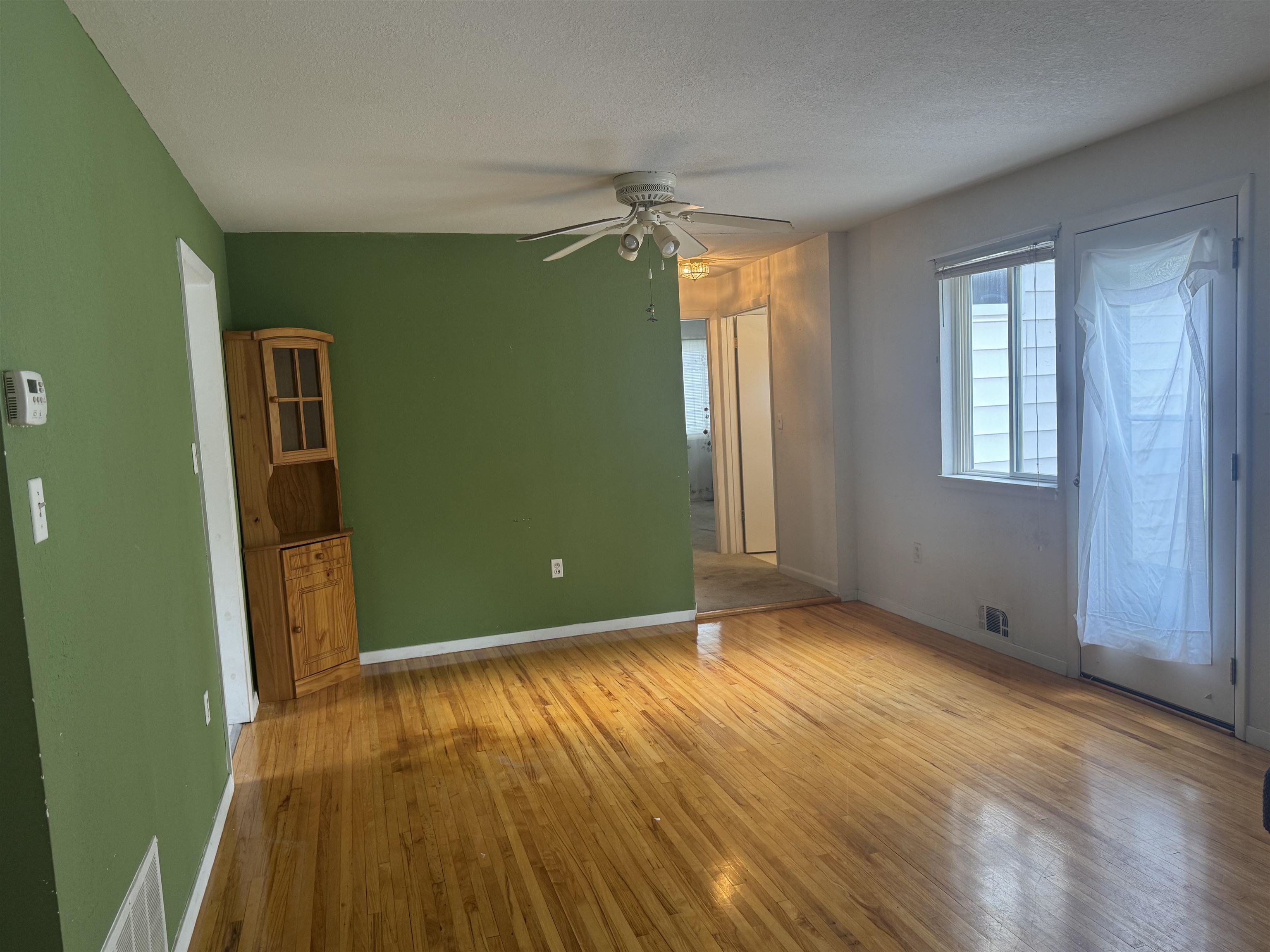 9513 Montana Street Property Photo 4