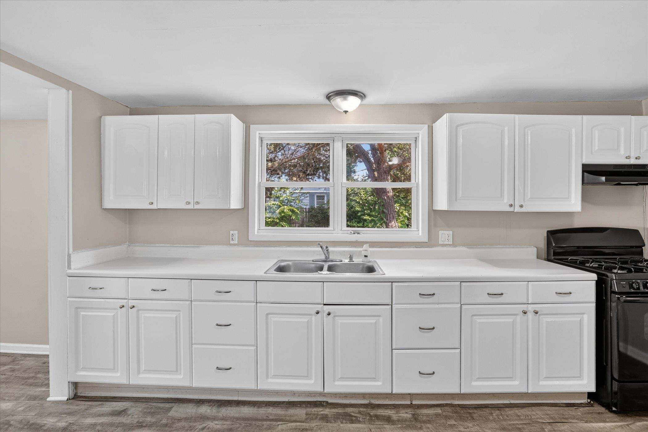 803 Joseph Street Property Photo 8