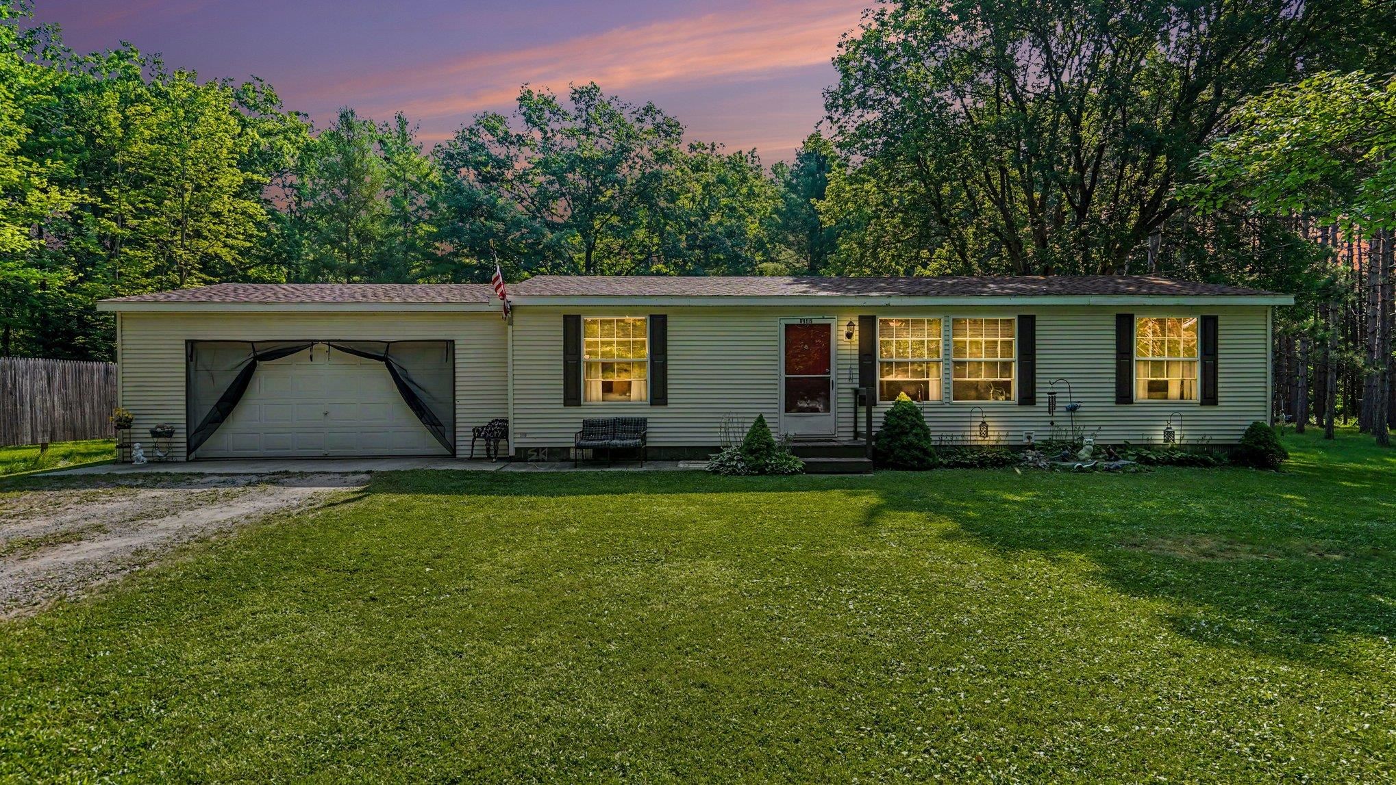 1126 Schemp Road Property Photo 1