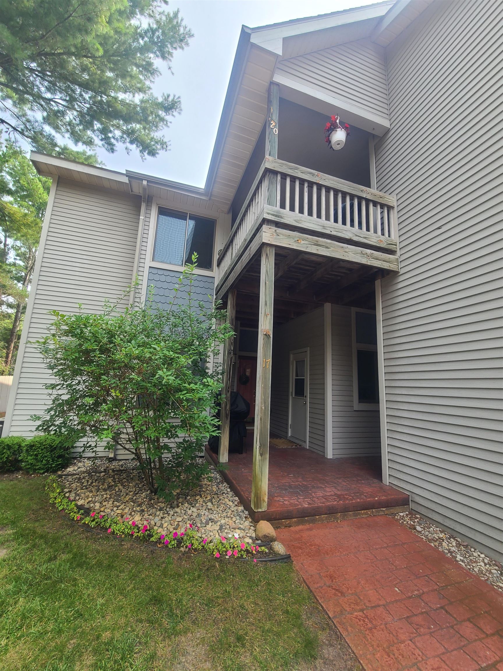 5676 N Us-23 Property Photo 1