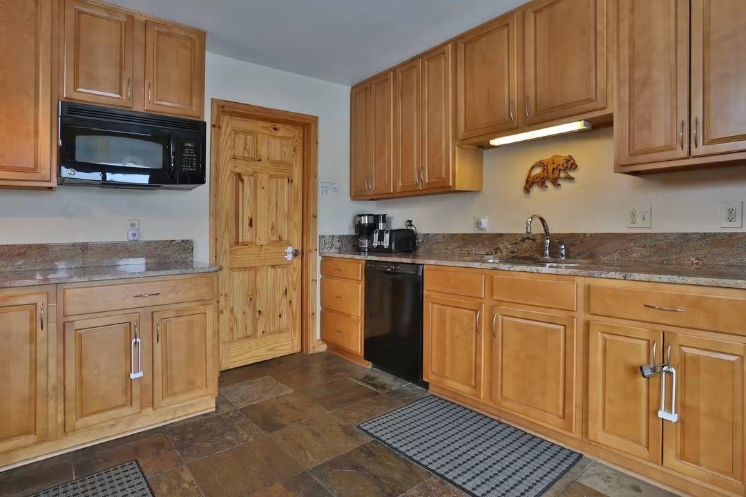 2639 Cedar Valley Property Photo 10
