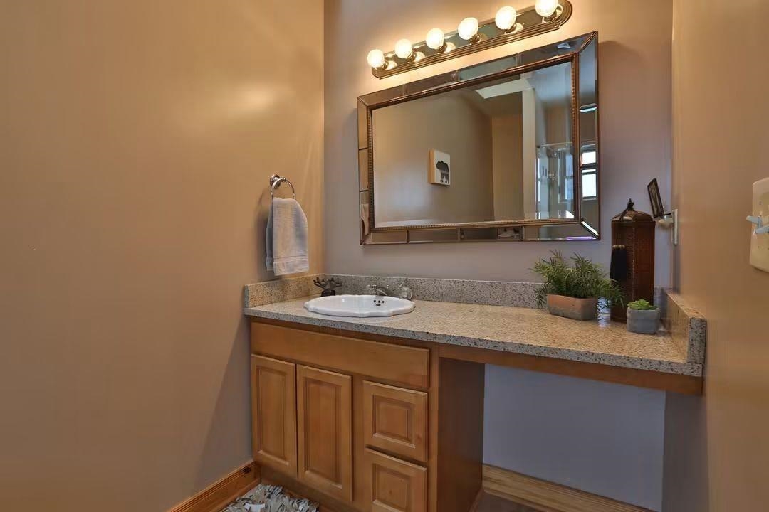 2639 Cedar Valley Property Photo 21