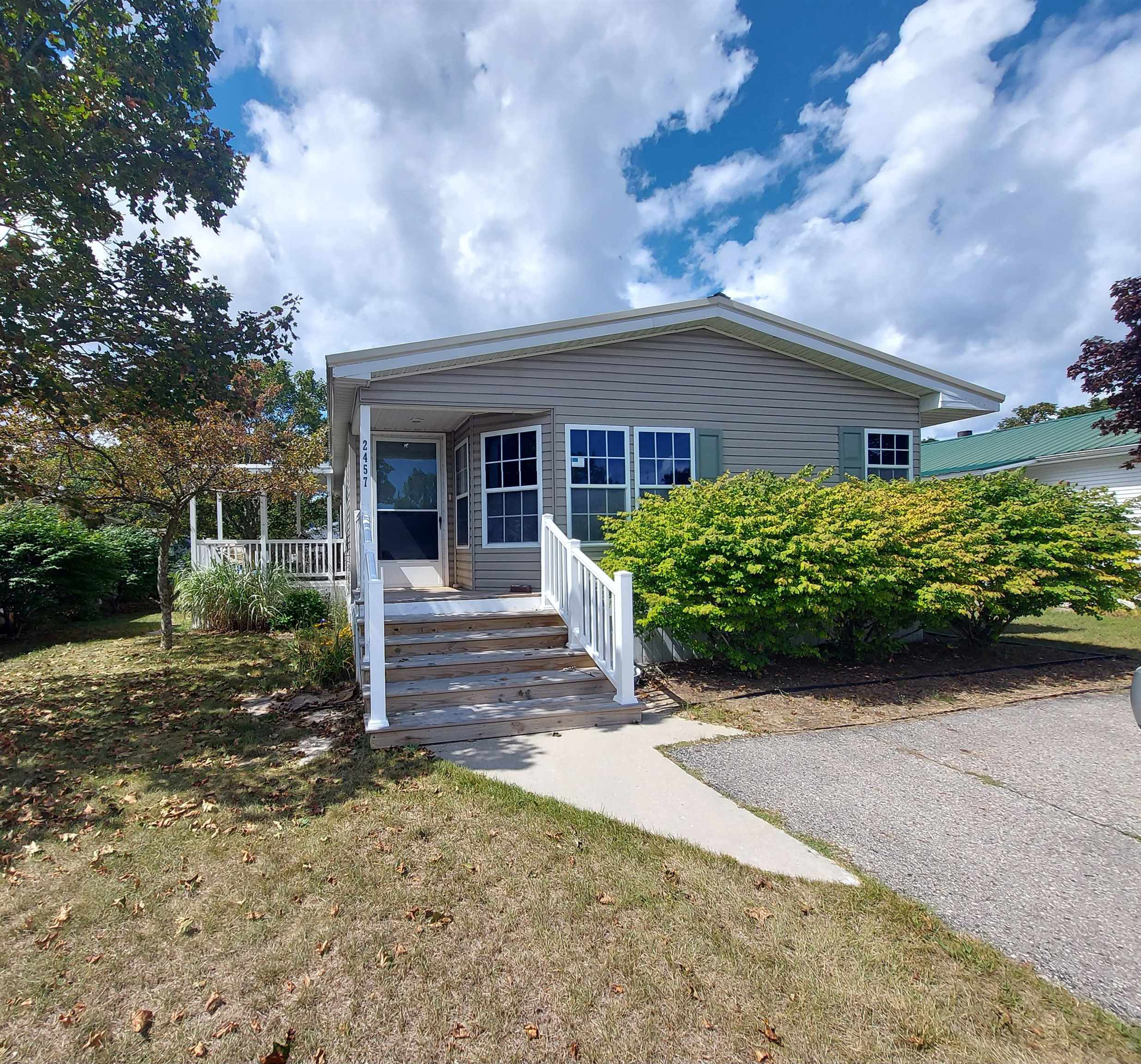 2457 Friendship Drive Property Photo 1