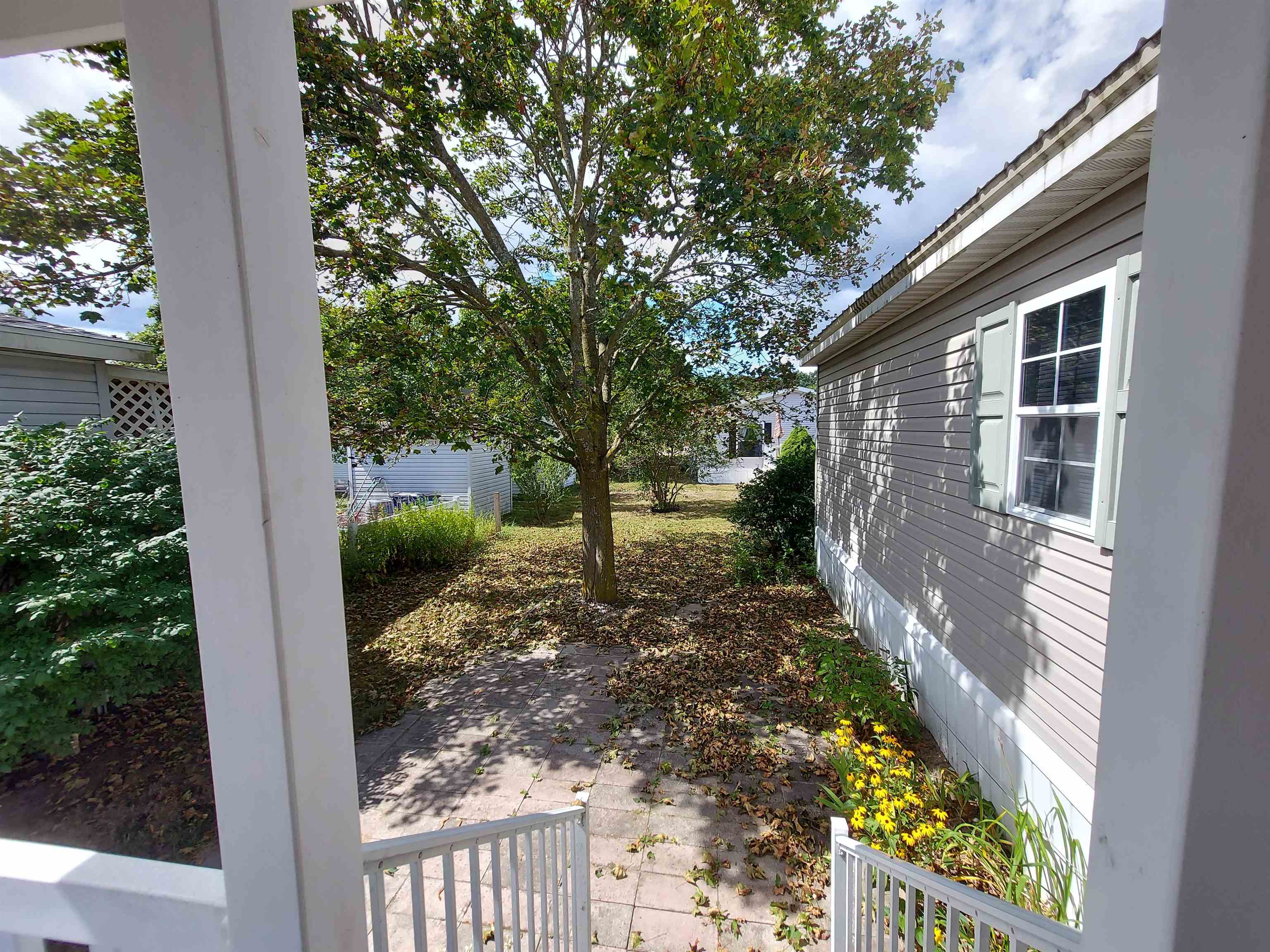 2457 Friendship Drive Property Photo 3