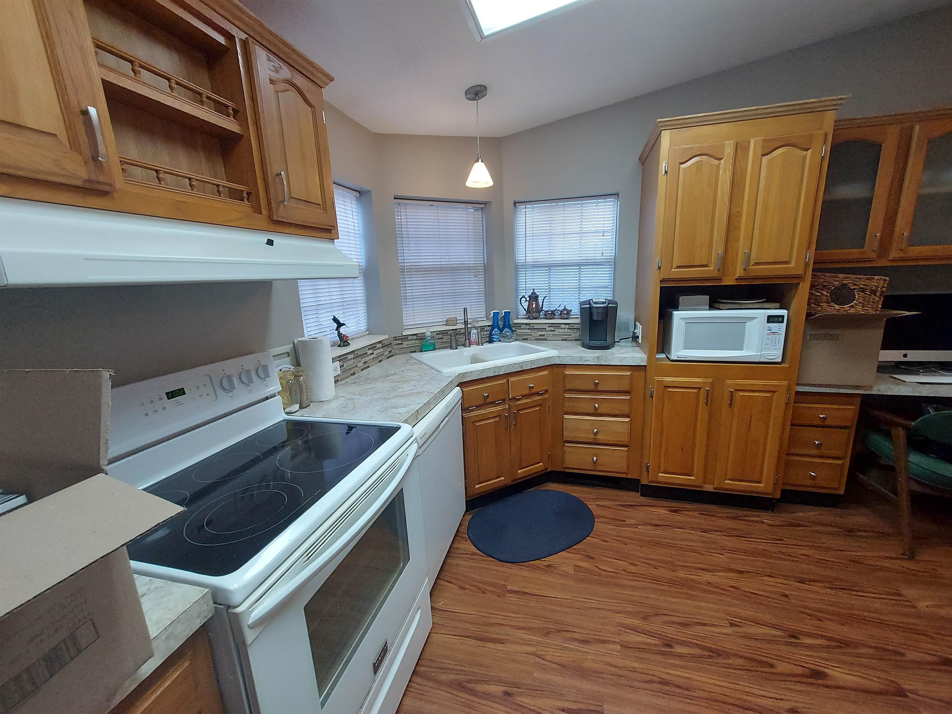 2457 Friendship Drive Property Photo 8