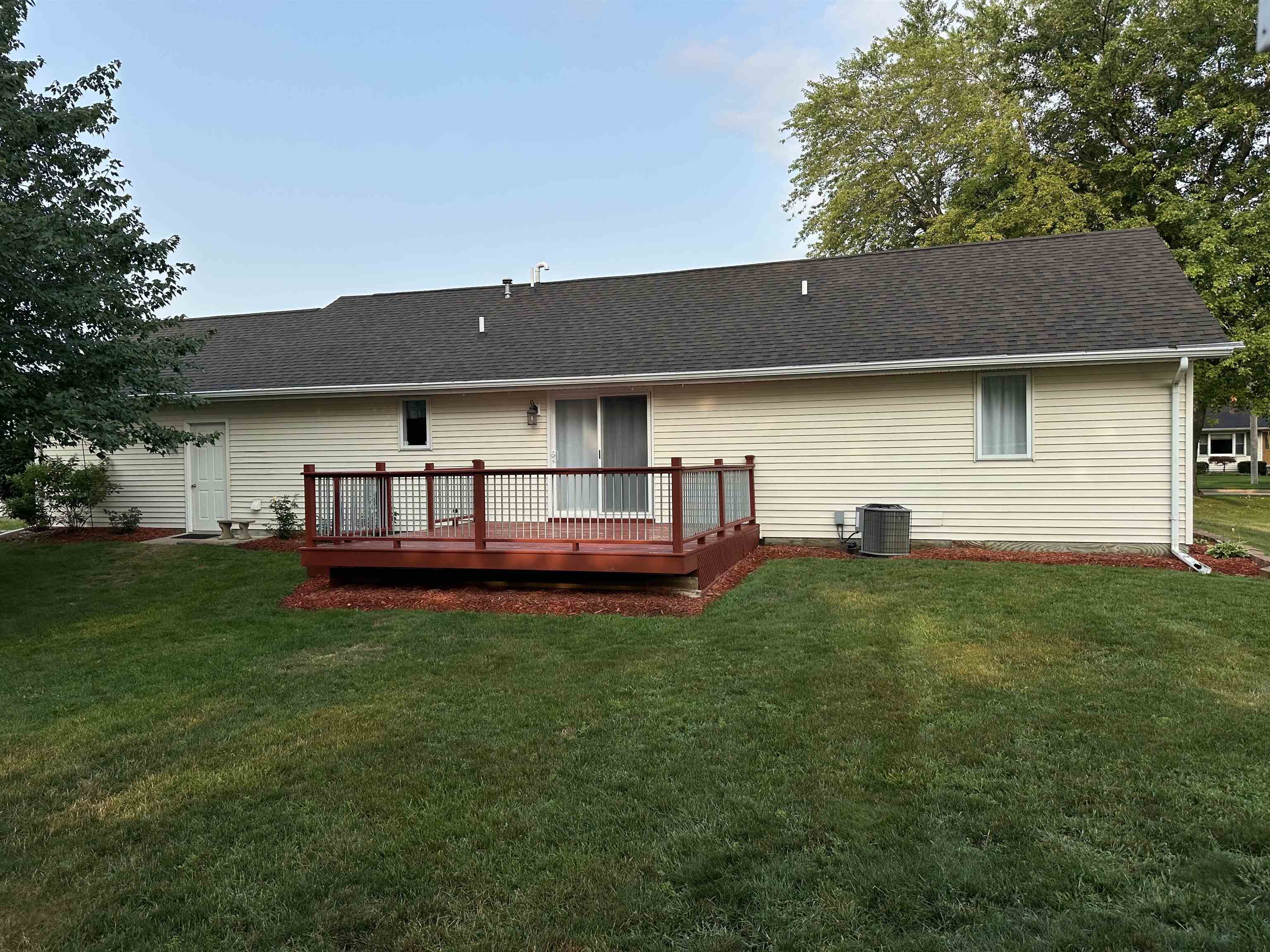 436 N Chippewa Property Photo 5