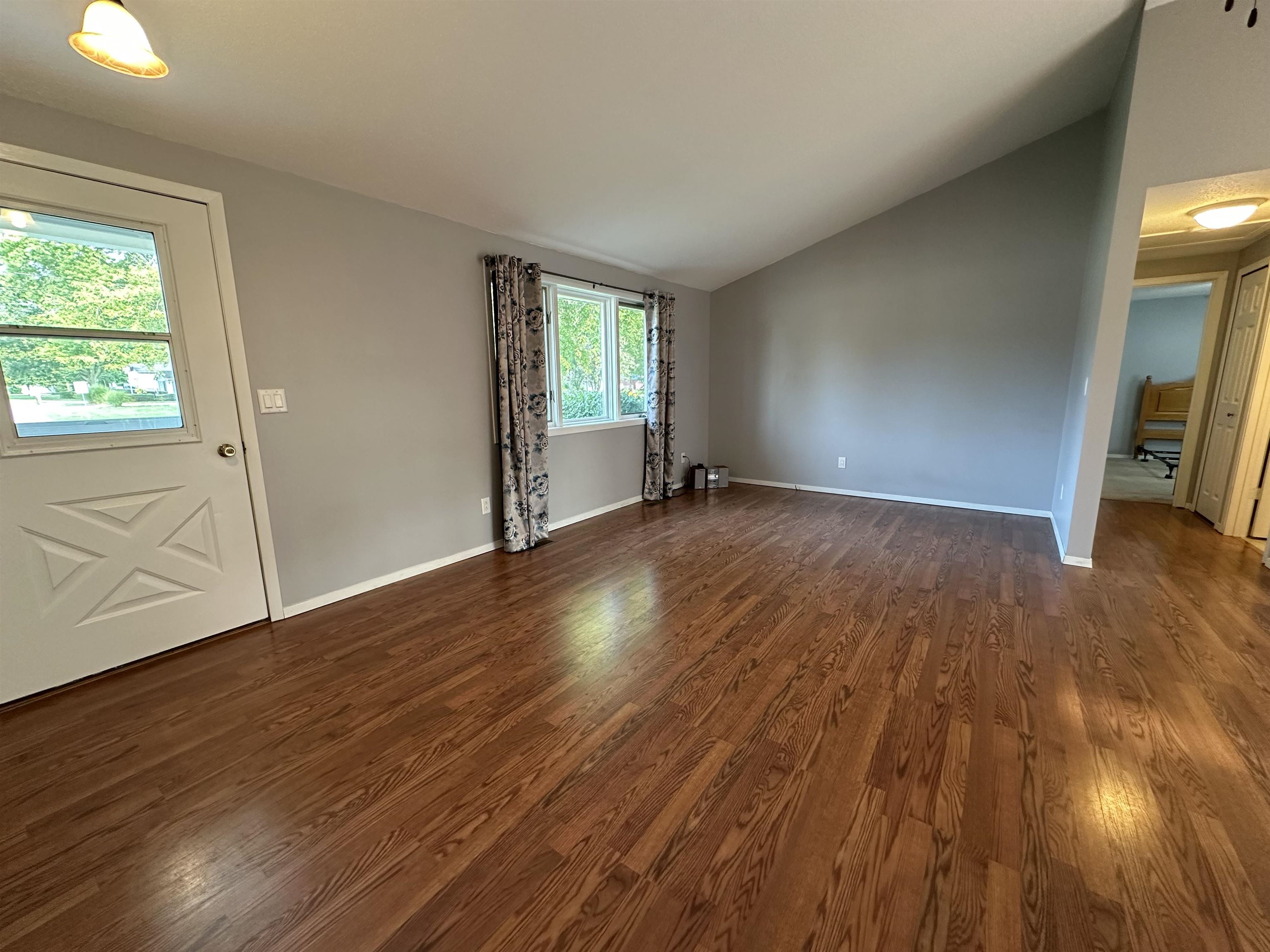436 N Chippewa Property Photo 18