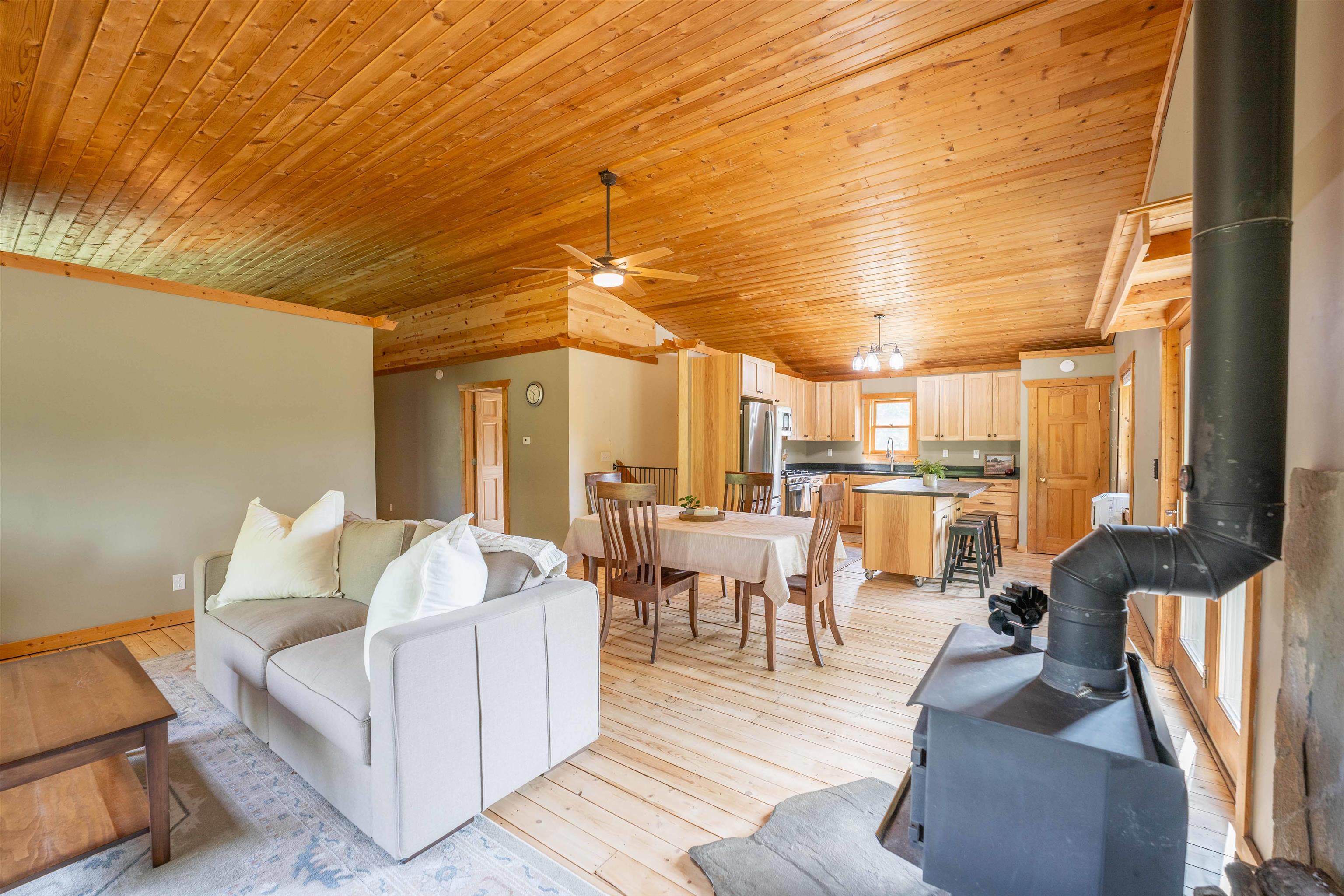 9651 N Reynolds Road Property Photo 19