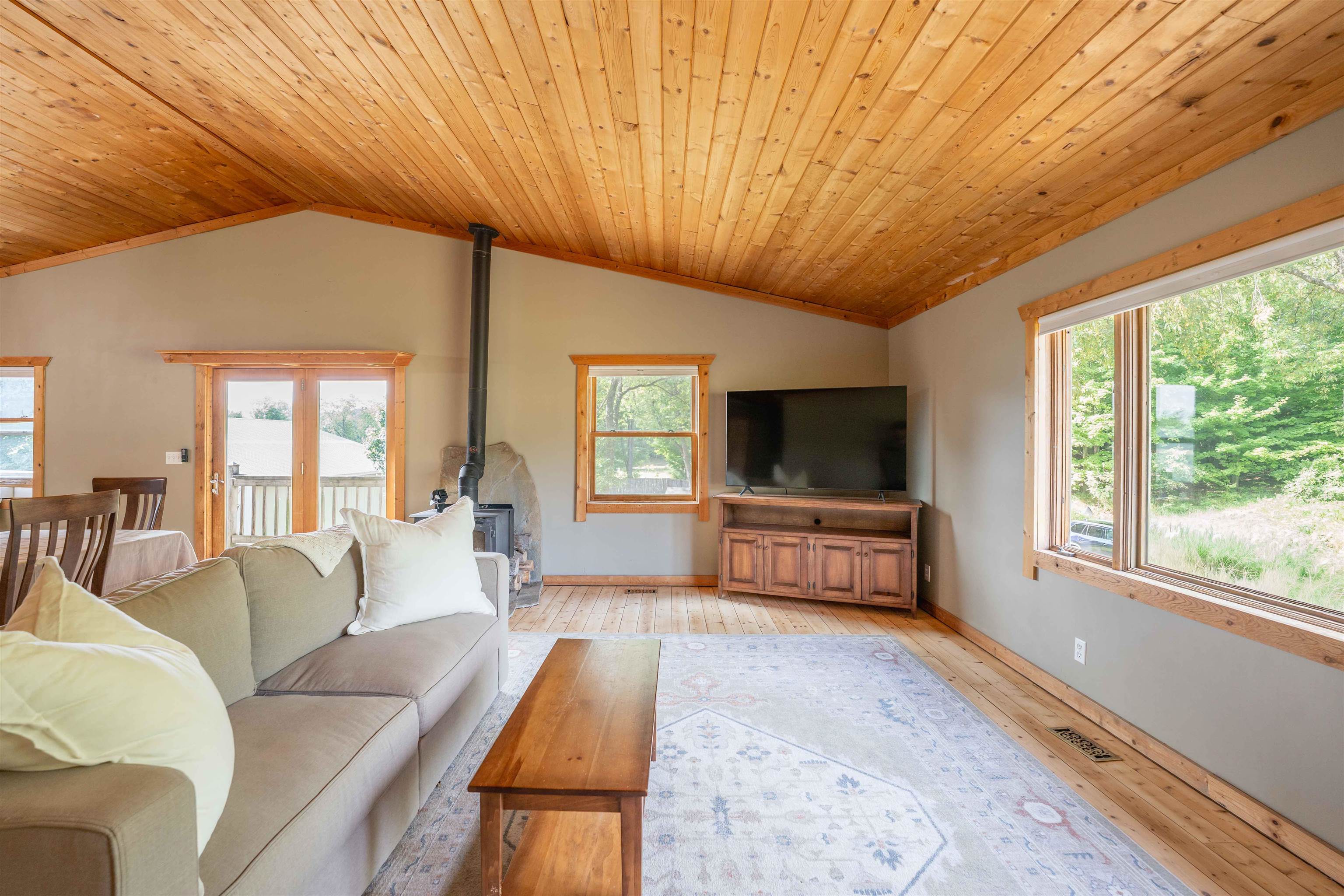 9651 N Reynolds Road Property Photo 21