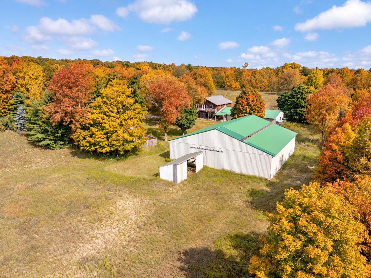 9651 N Reynolds Road Property Photo 31