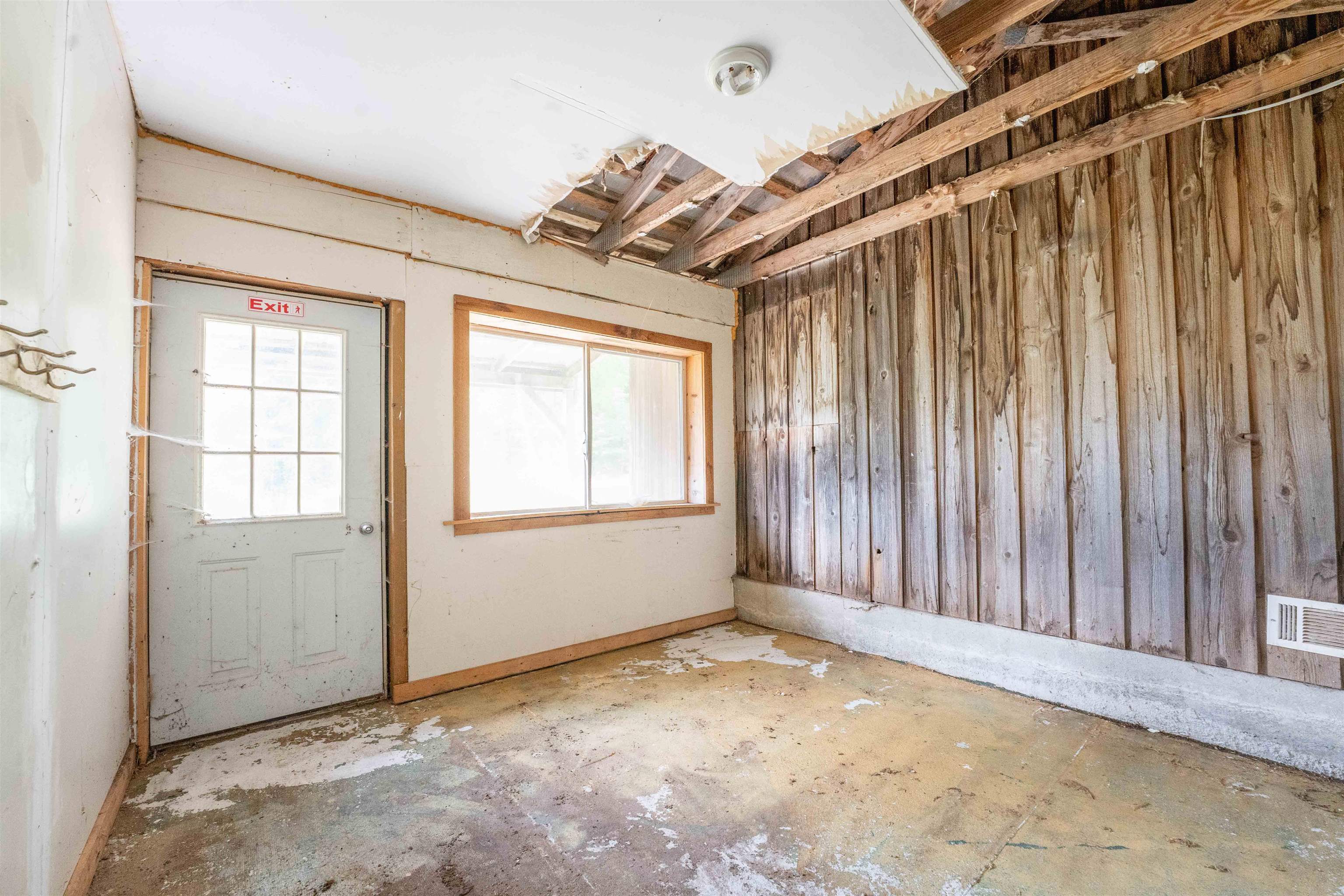 9651 N Reynolds Road Property Photo 38