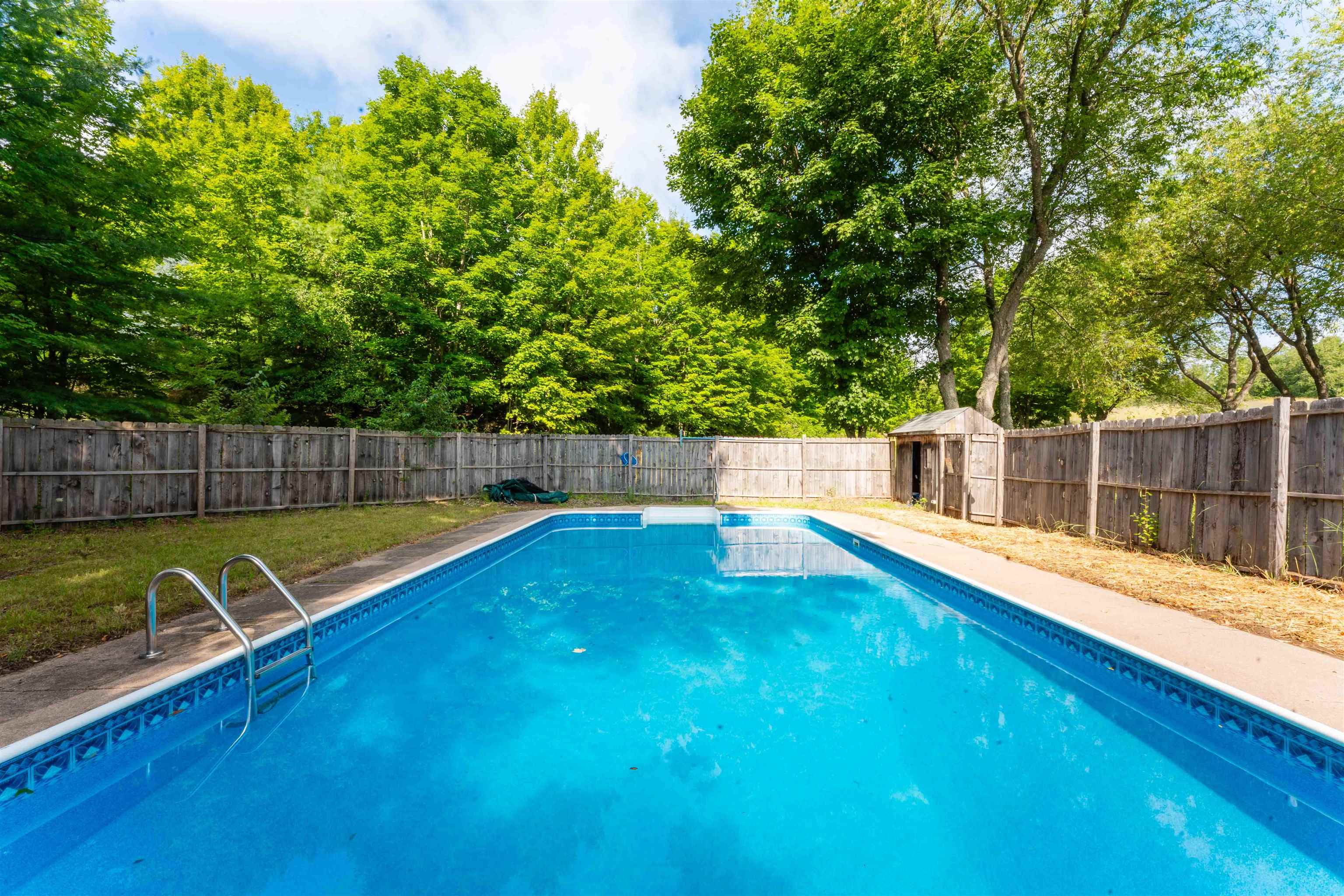 9651 N Reynolds Road Property Photo 69
