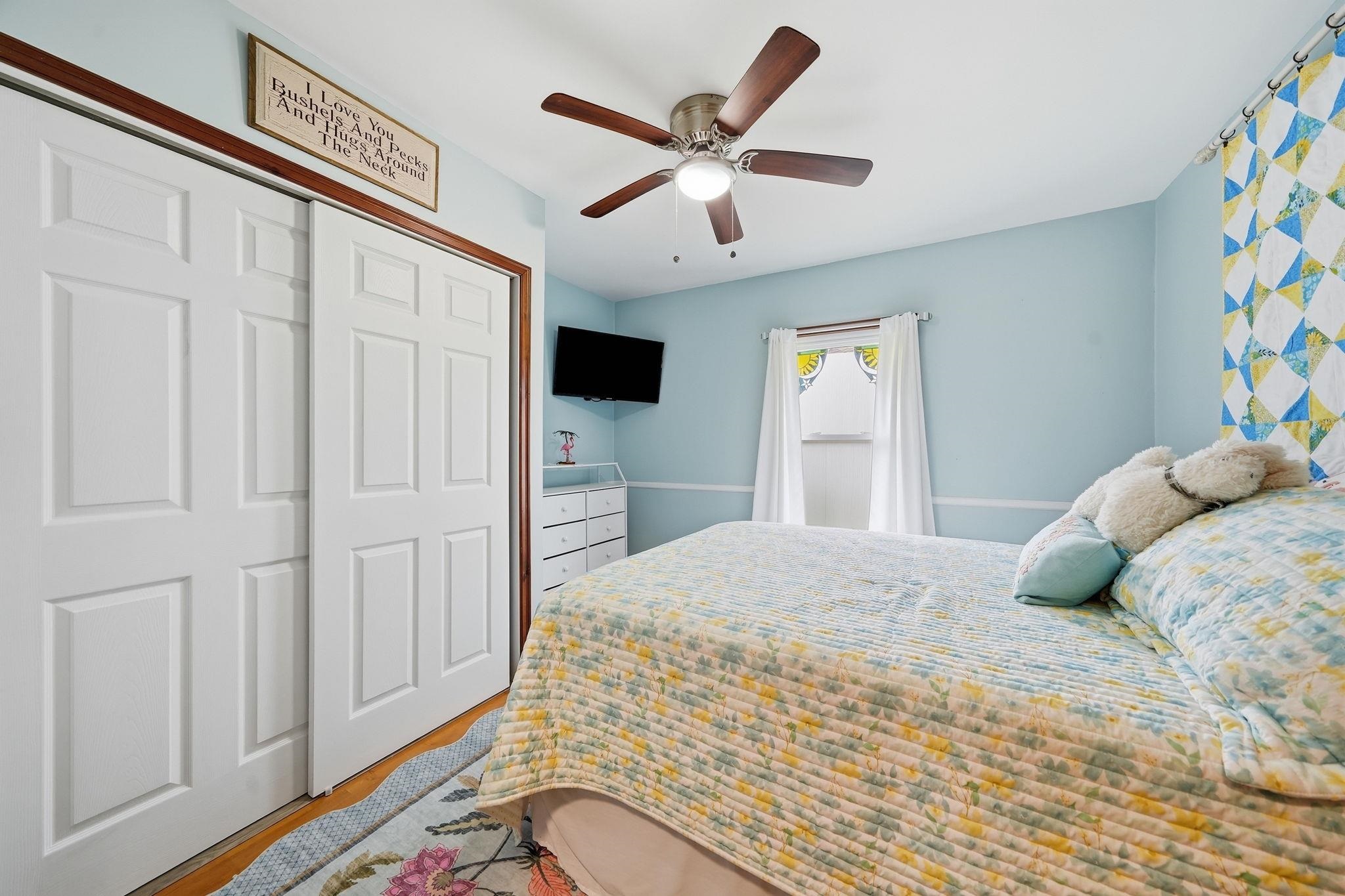 521 E Chapin Street Property Photo 18