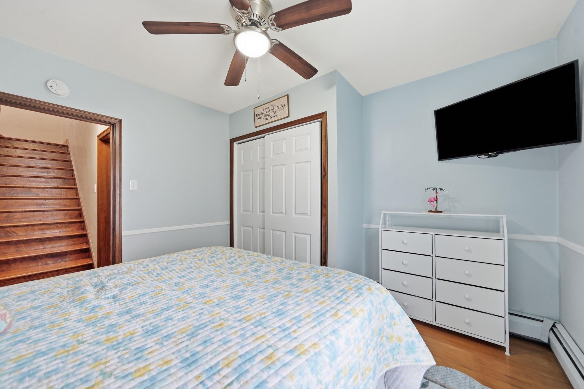 521 E Chapin Street Property Photo 20