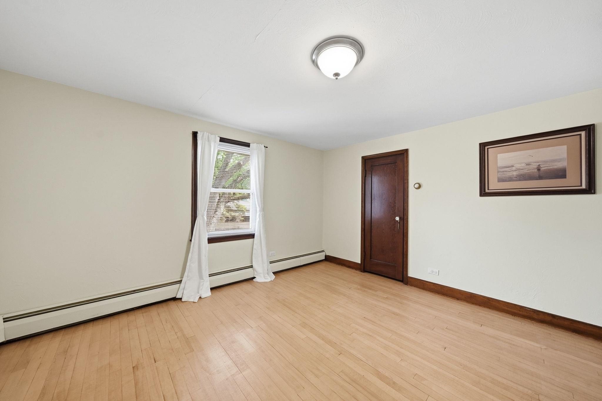 521 E Chapin Street Property Photo 29
