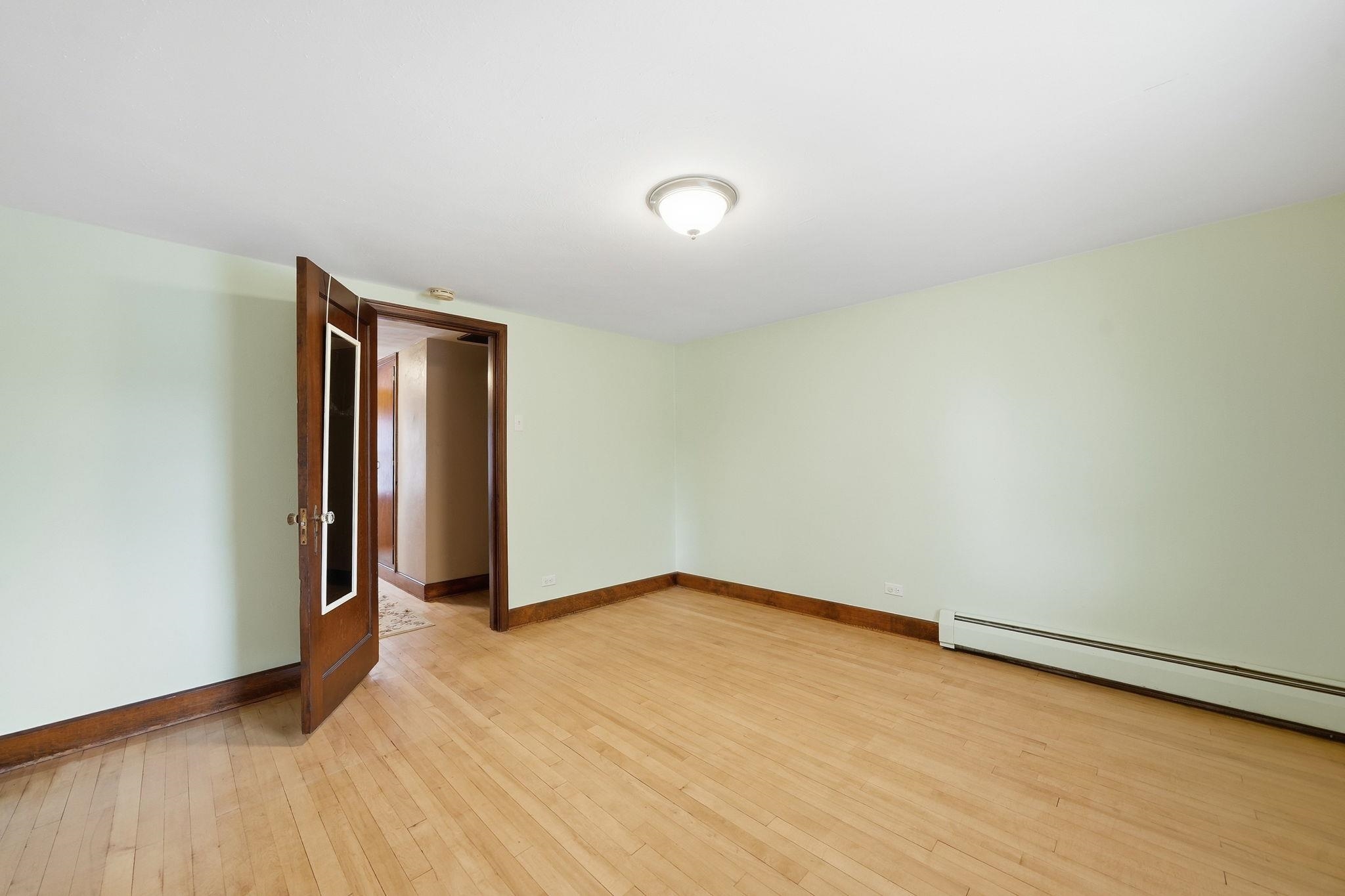 521 E Chapin Street Property Photo 31