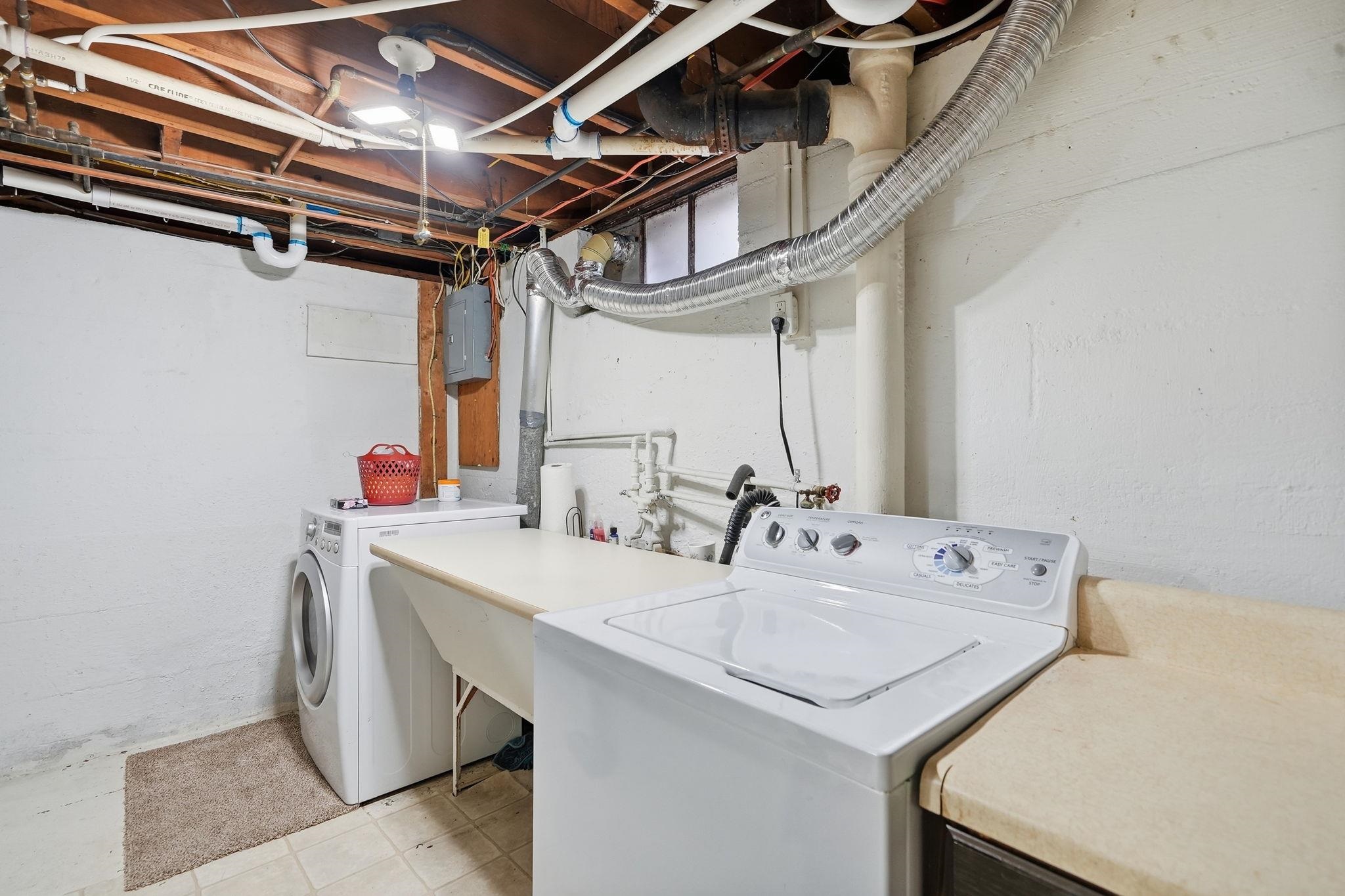521 E Chapin Street Property Photo 34
