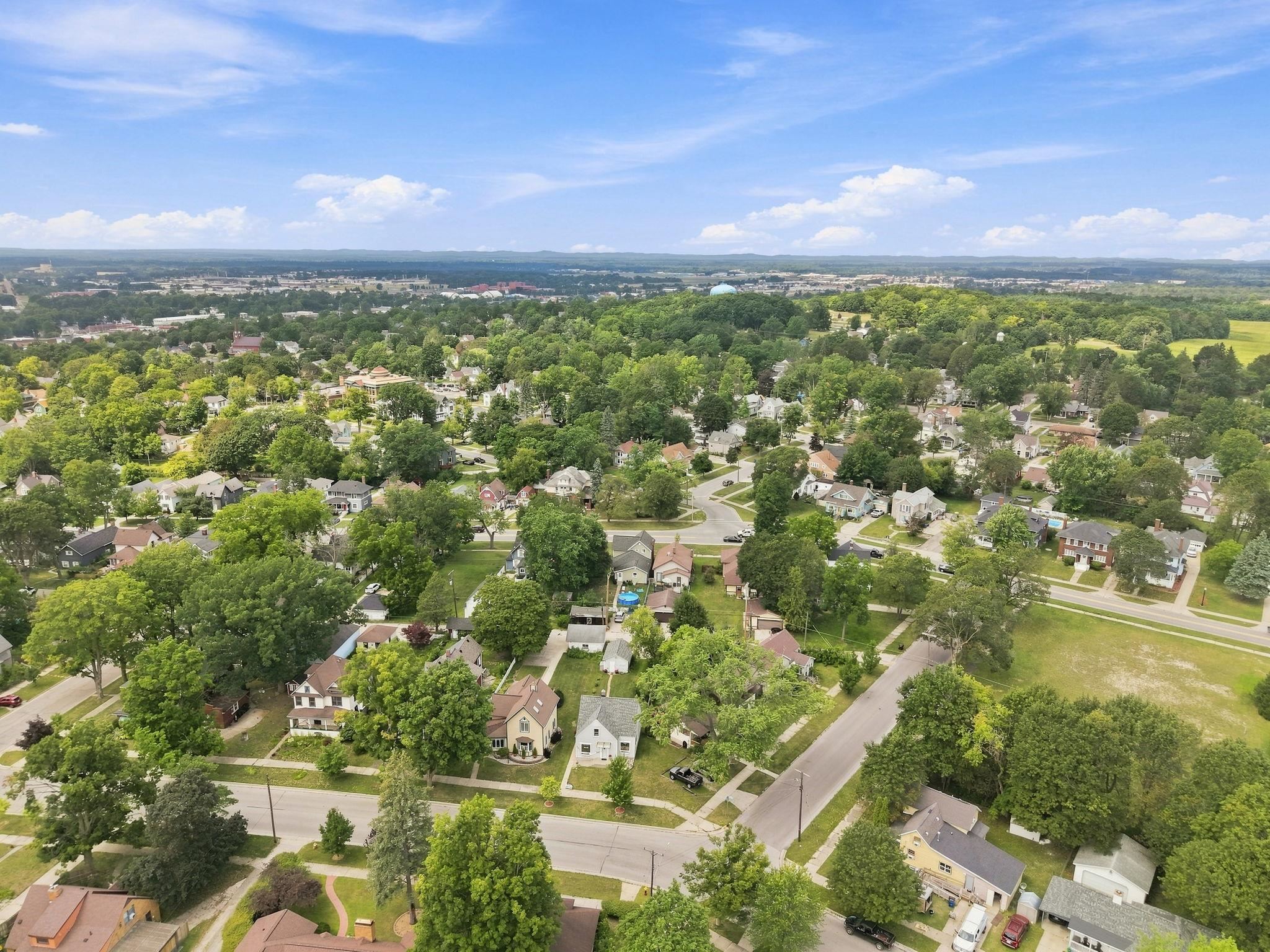 521 E Chapin Street Property Photo 45