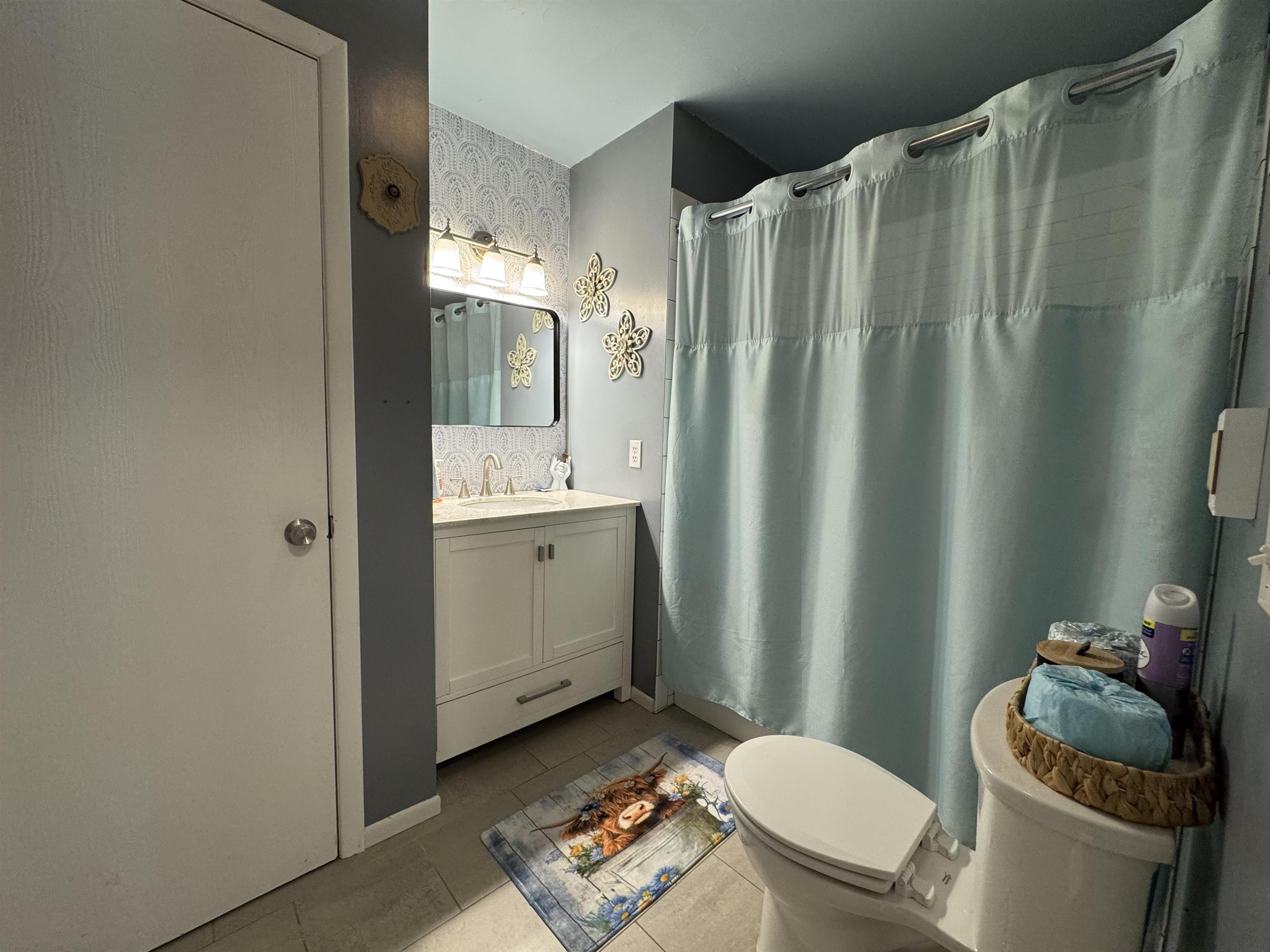 1386 S South Long Lake Road Property Photo 8