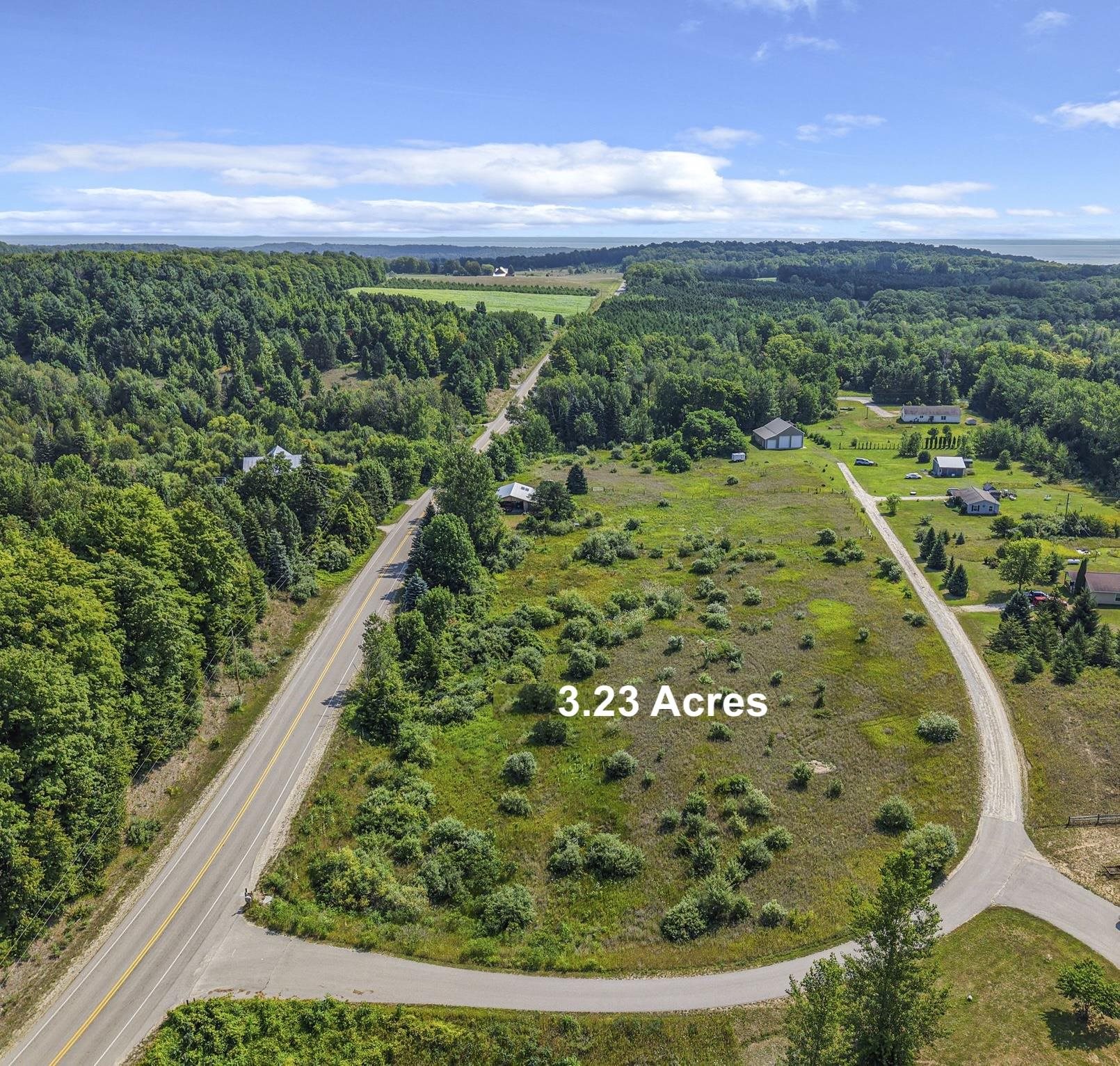 E Pobuda Road Property Photo 1