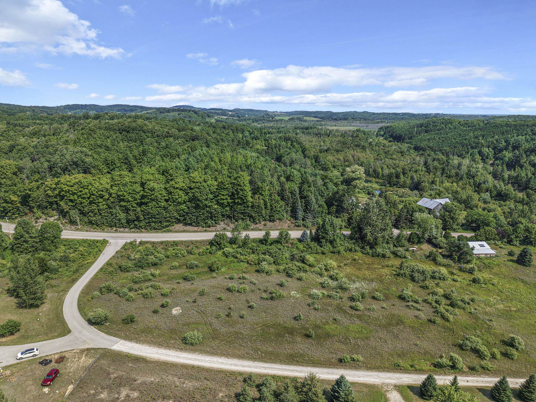 E Pobuda Road Property Photo 10
