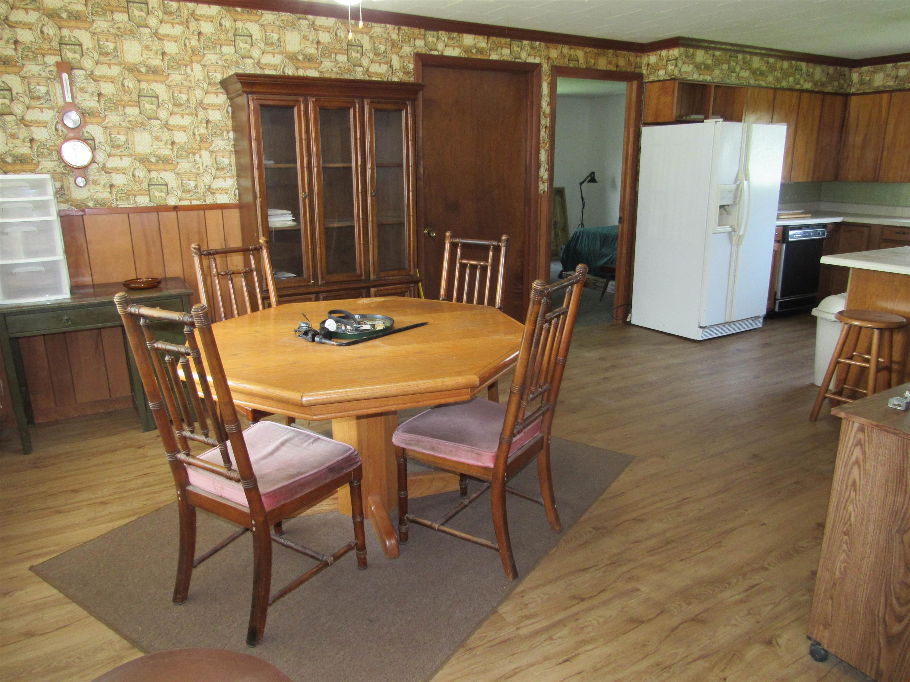 902 Fourth Street Property Photo 4