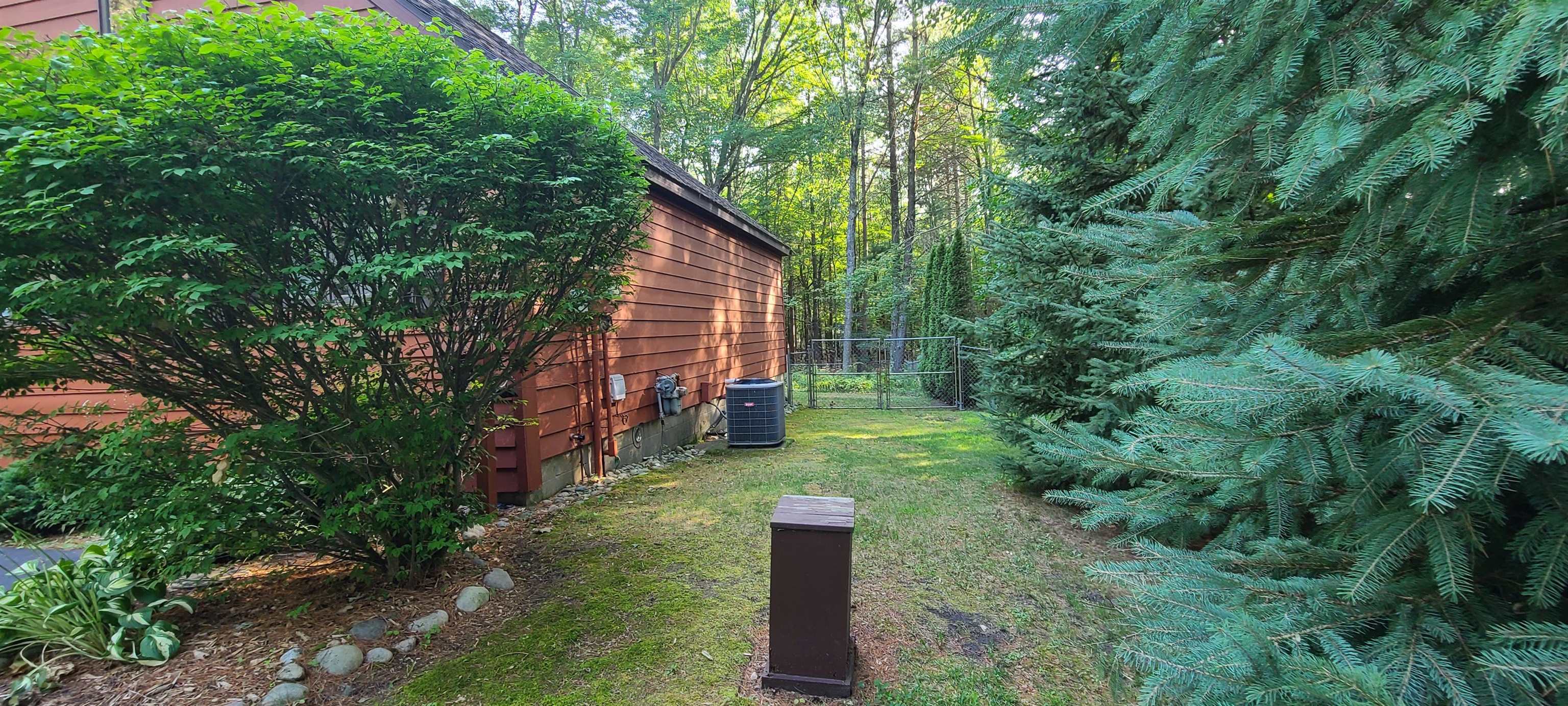 4534 Oakridge Drive Property Photo 4
