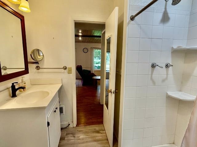 4162 Chrystal Street Property Photo 30