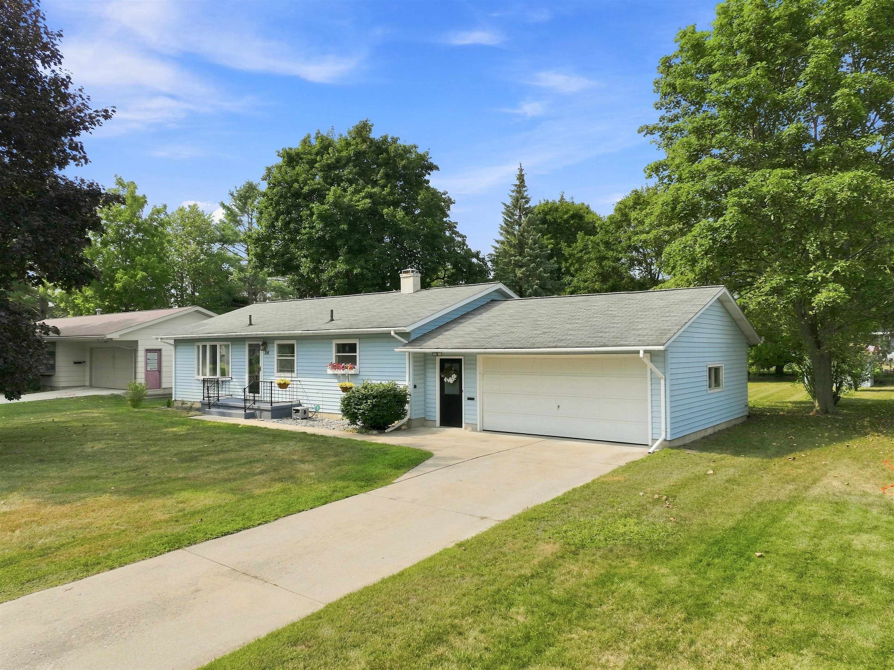 714 Sunset Lane Property Photo 1