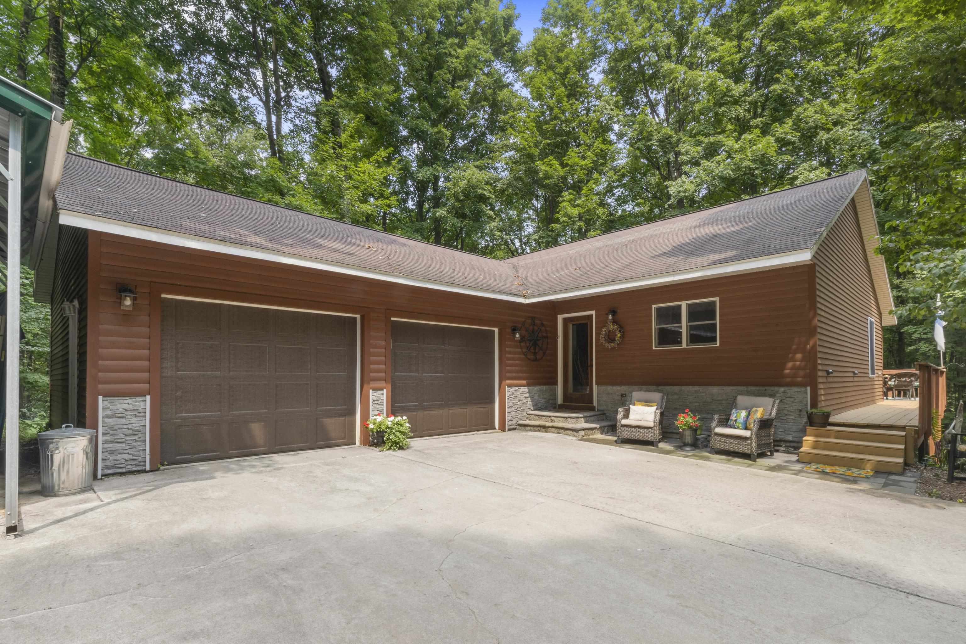 19707 Nine Mile Road Property Photo 1