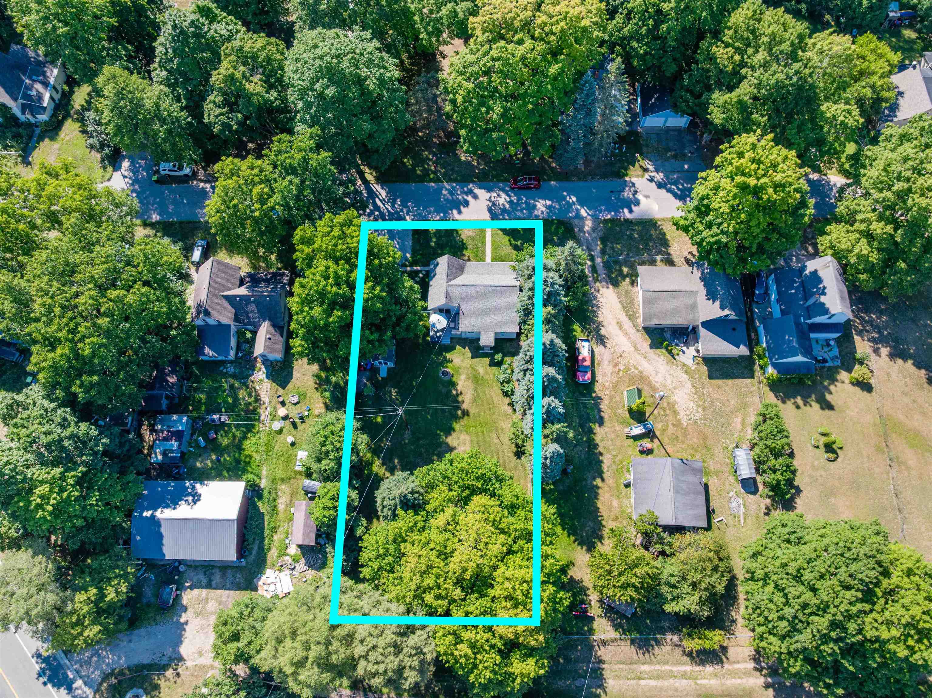 1667 Ewing Street Property Photo 35