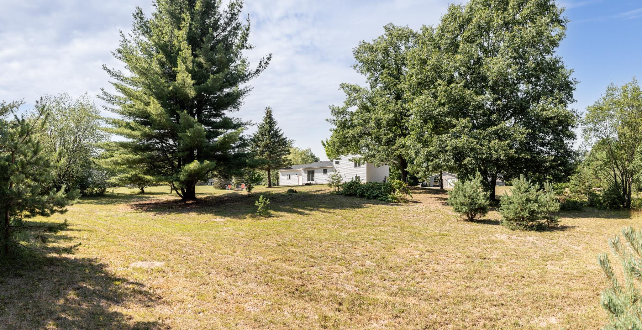 3880 Whispering Oaks Drive Property Photo 7