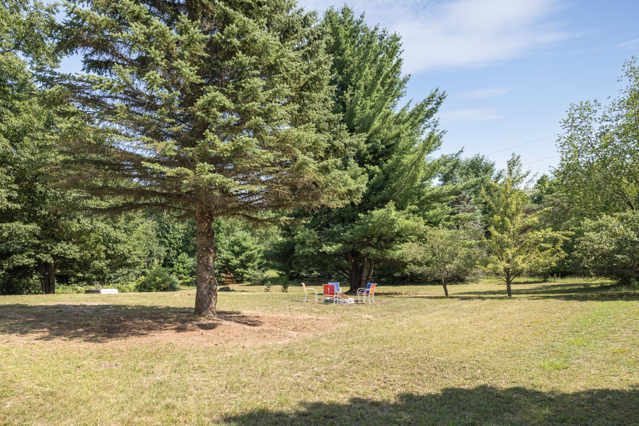 3880 Whispering Oaks Drive Property Photo 8