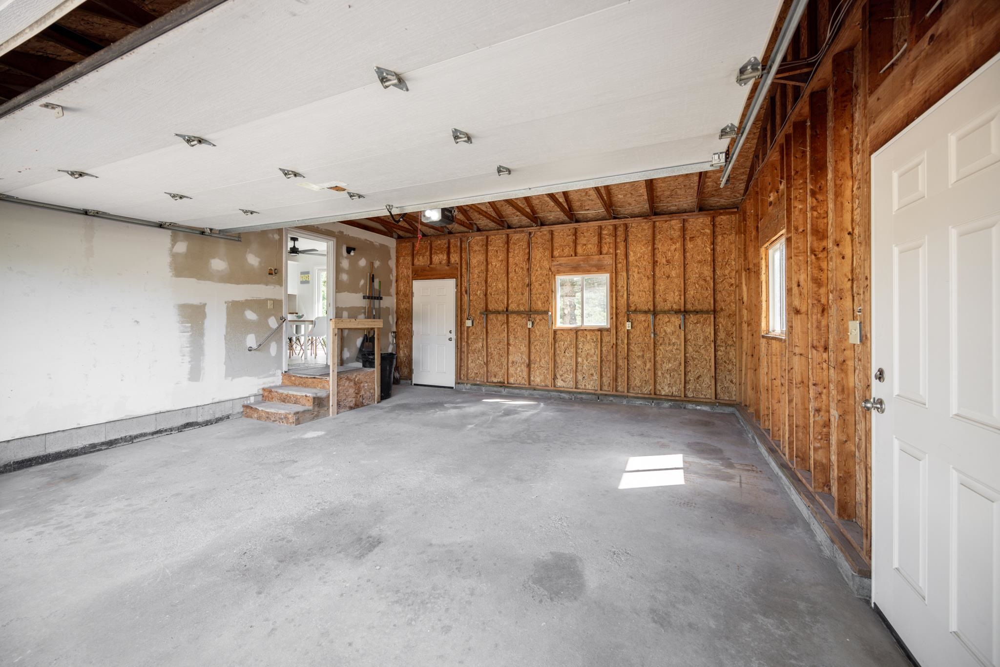 3880 Whispering Oaks Drive Property Photo 47
