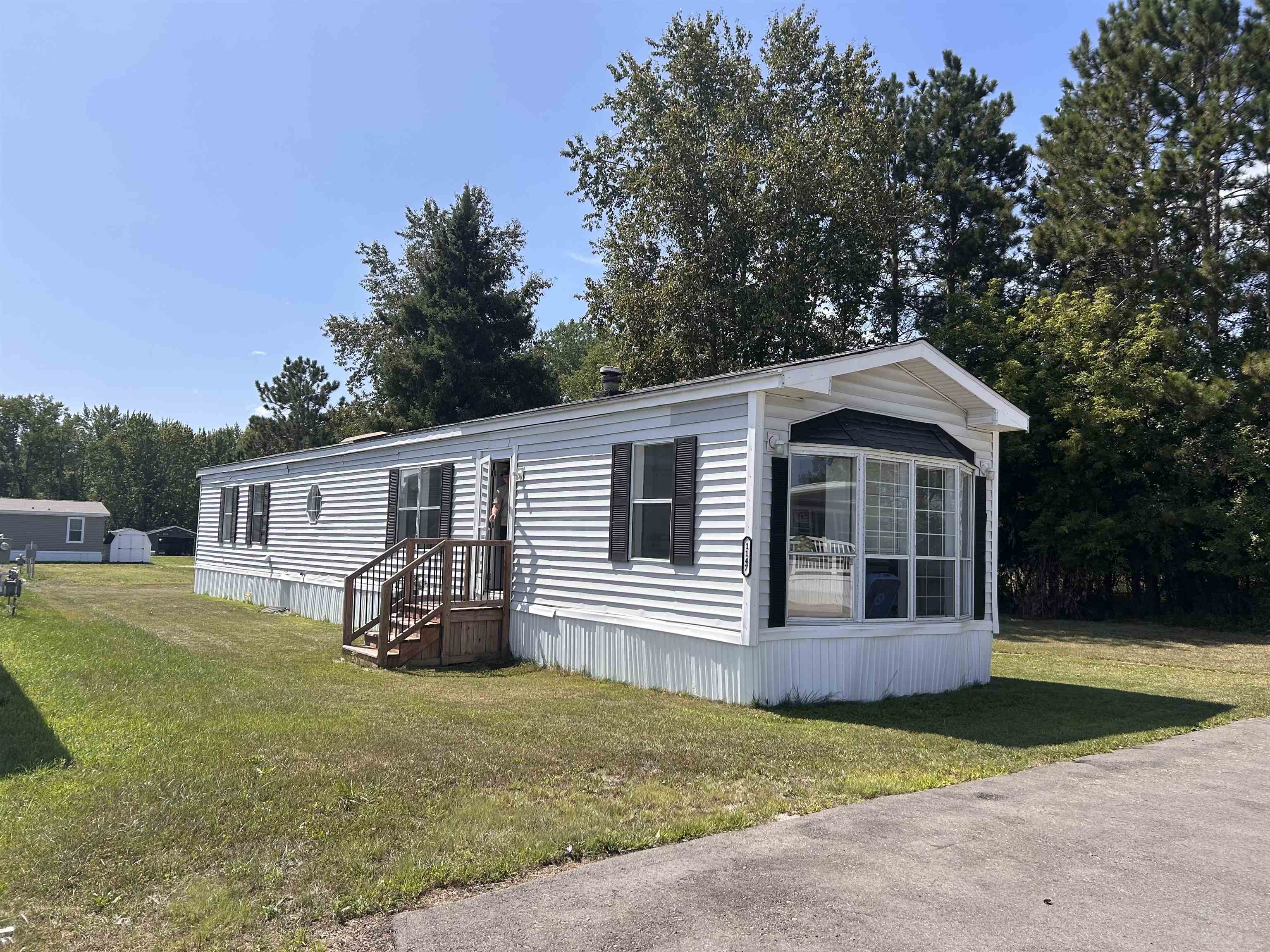 1147 Barnswood Court Property Photo 1