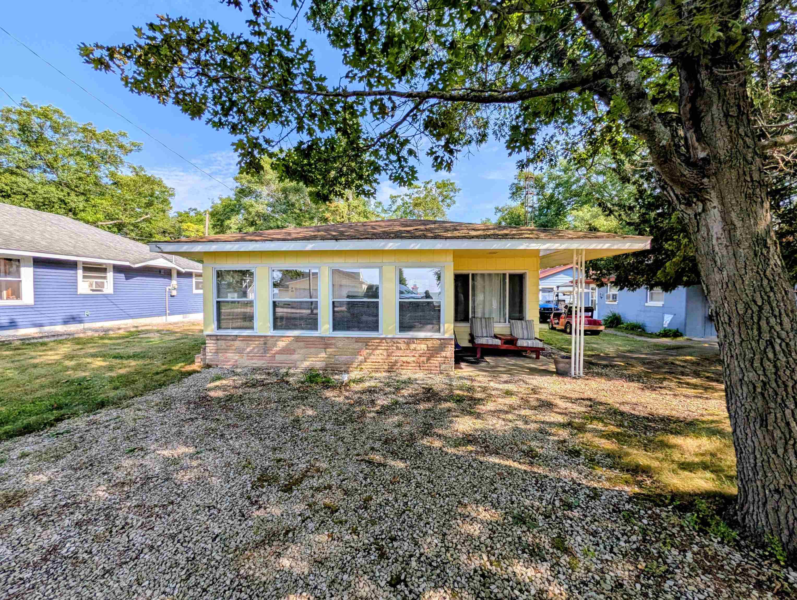 4953 E Center Property Photo 1