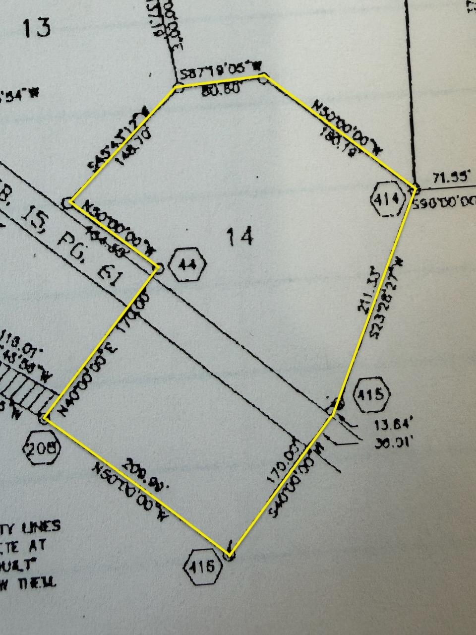 Unit 14 Ranch Drive Property Photo 2
