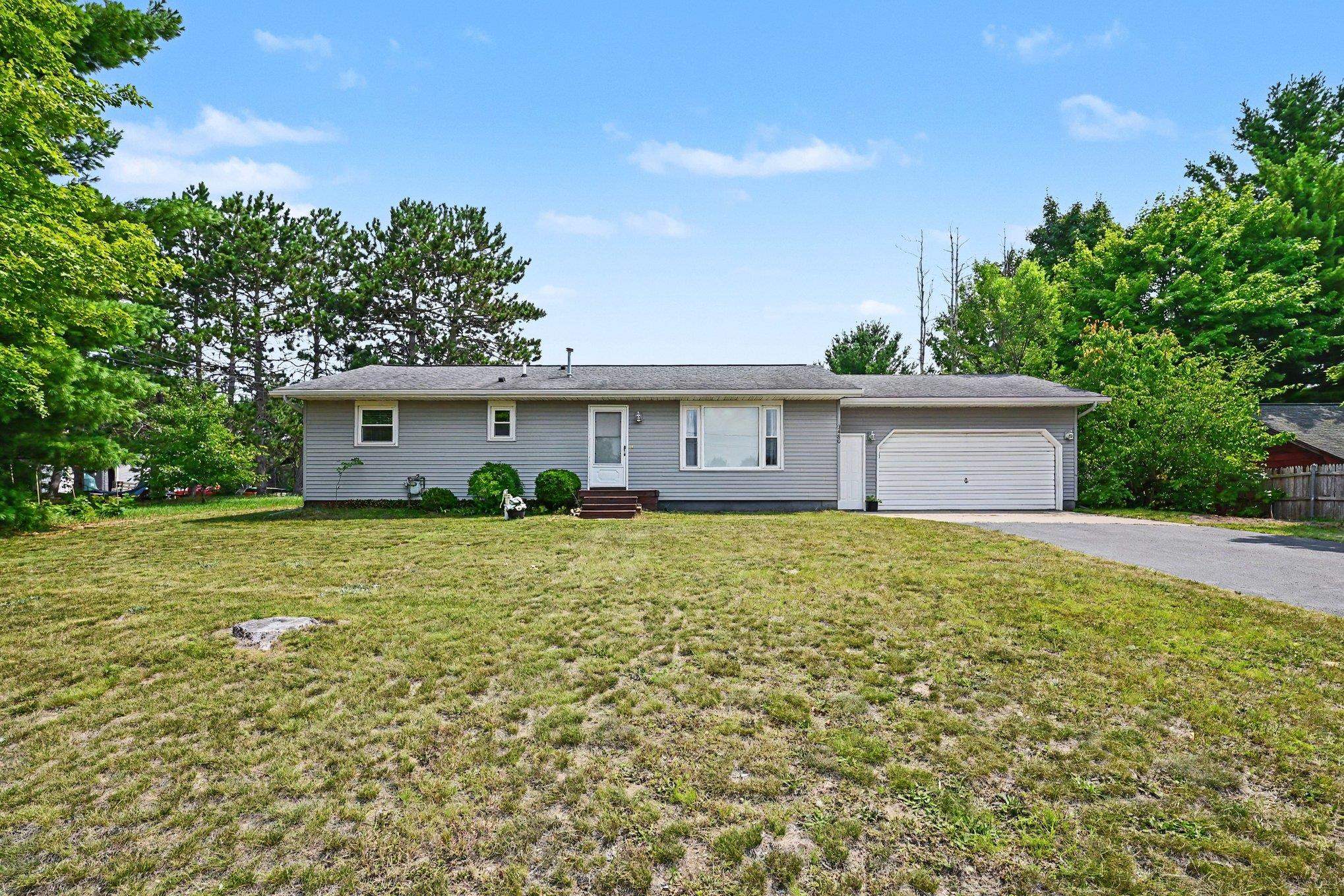3480 E Long Lake Road Property Photo 1