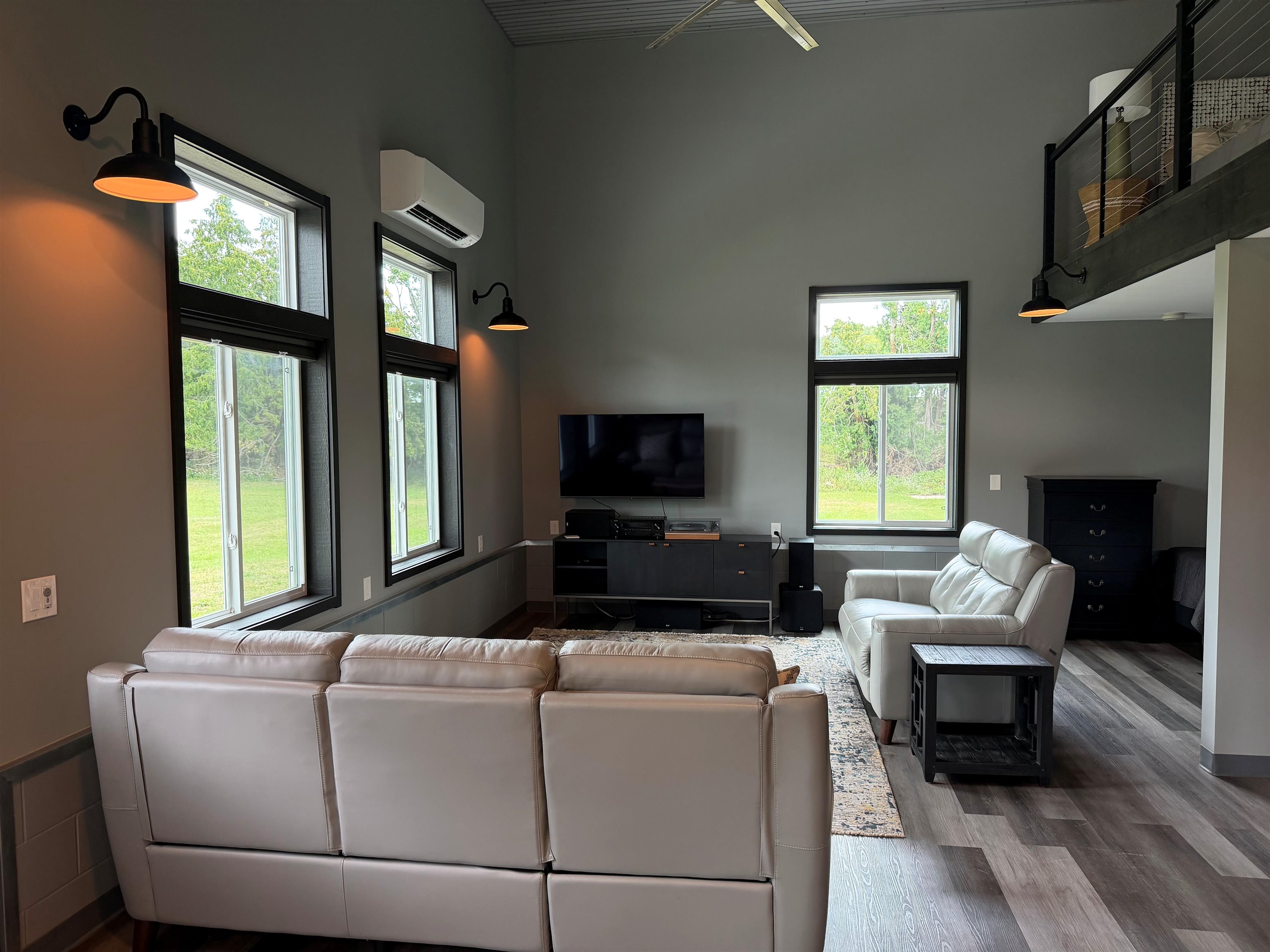 6469 Dutchman Bay Road Property Photo 4