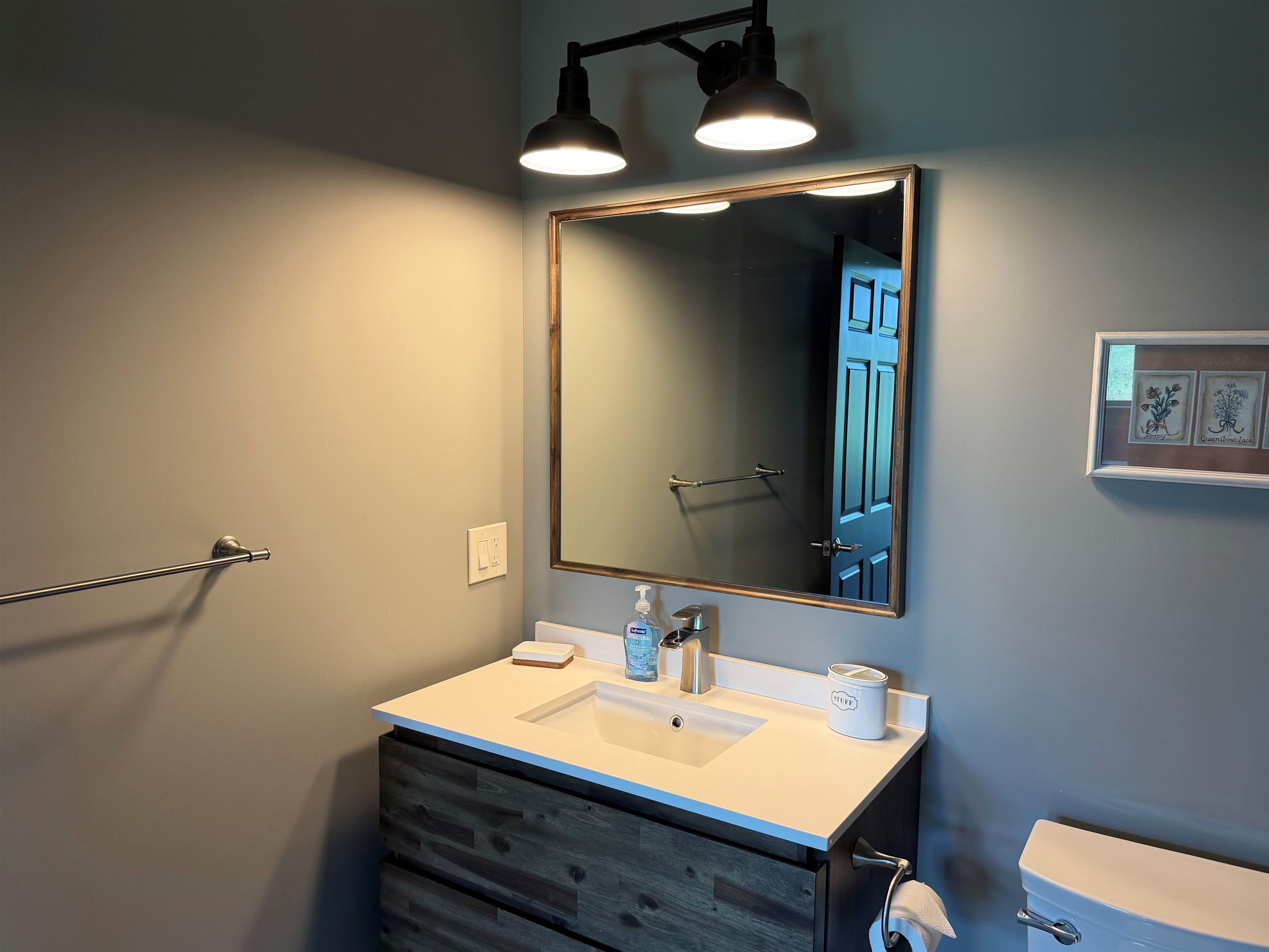 6469 Dutchman Bay Road Property Photo 15