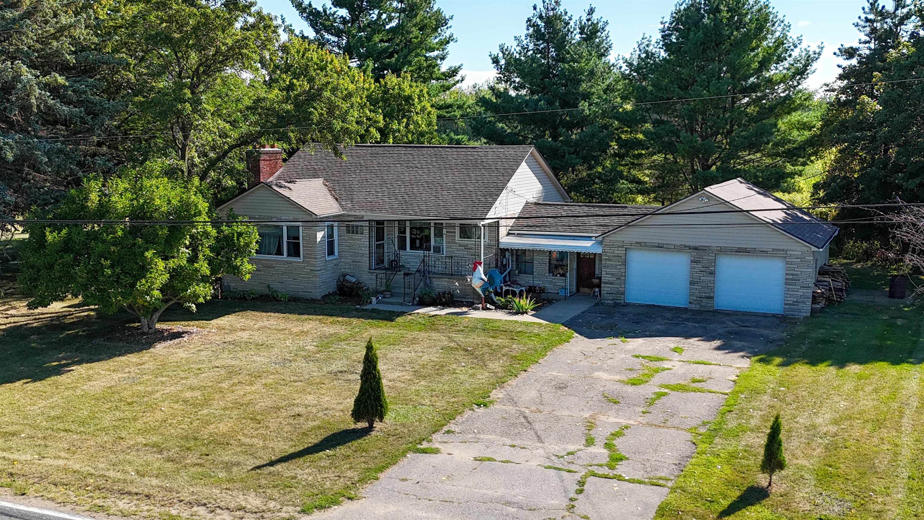3121 S Shepherd Road Property Photo 1