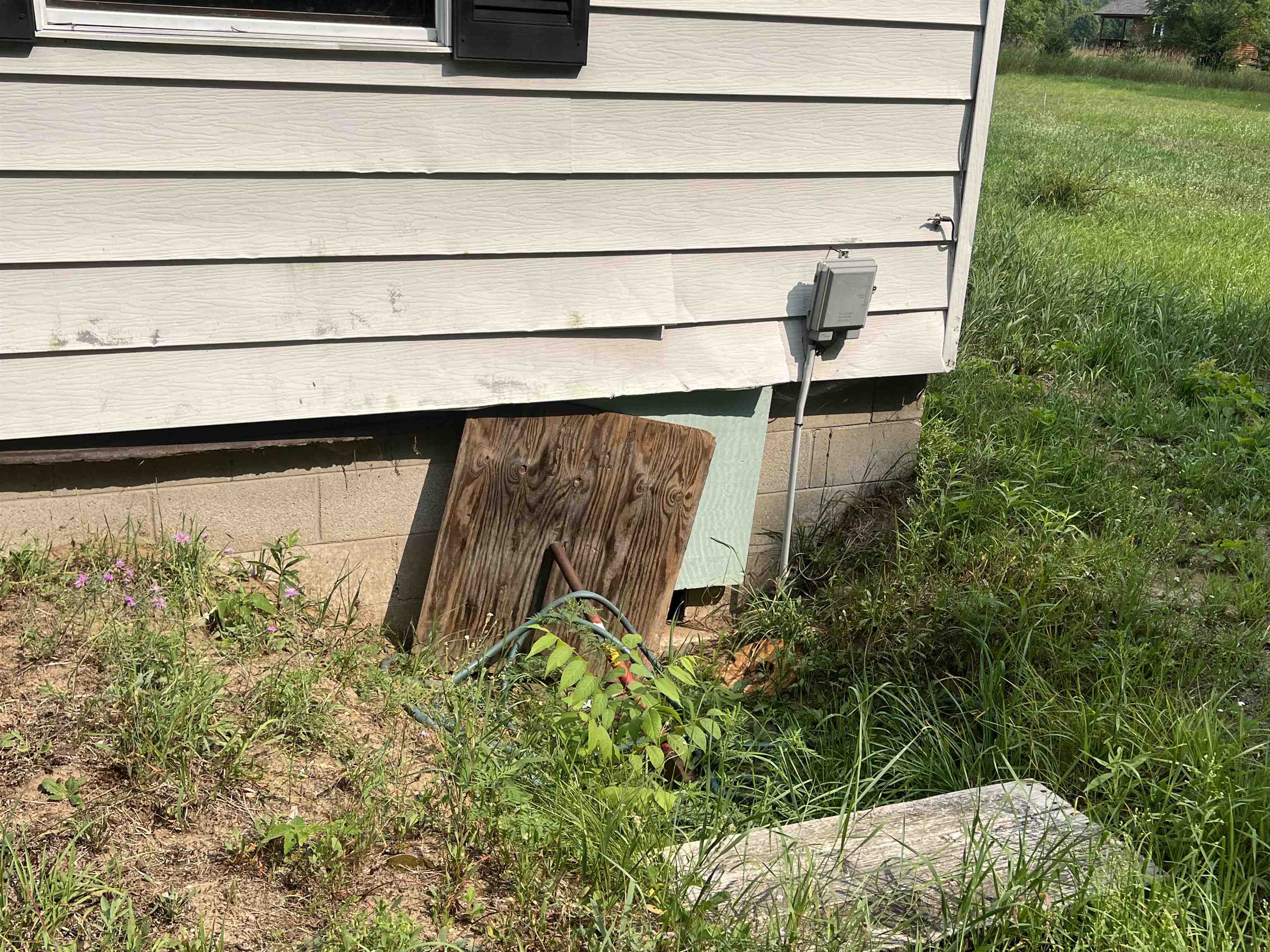 10317 North Long Lake Road Property Photo 4