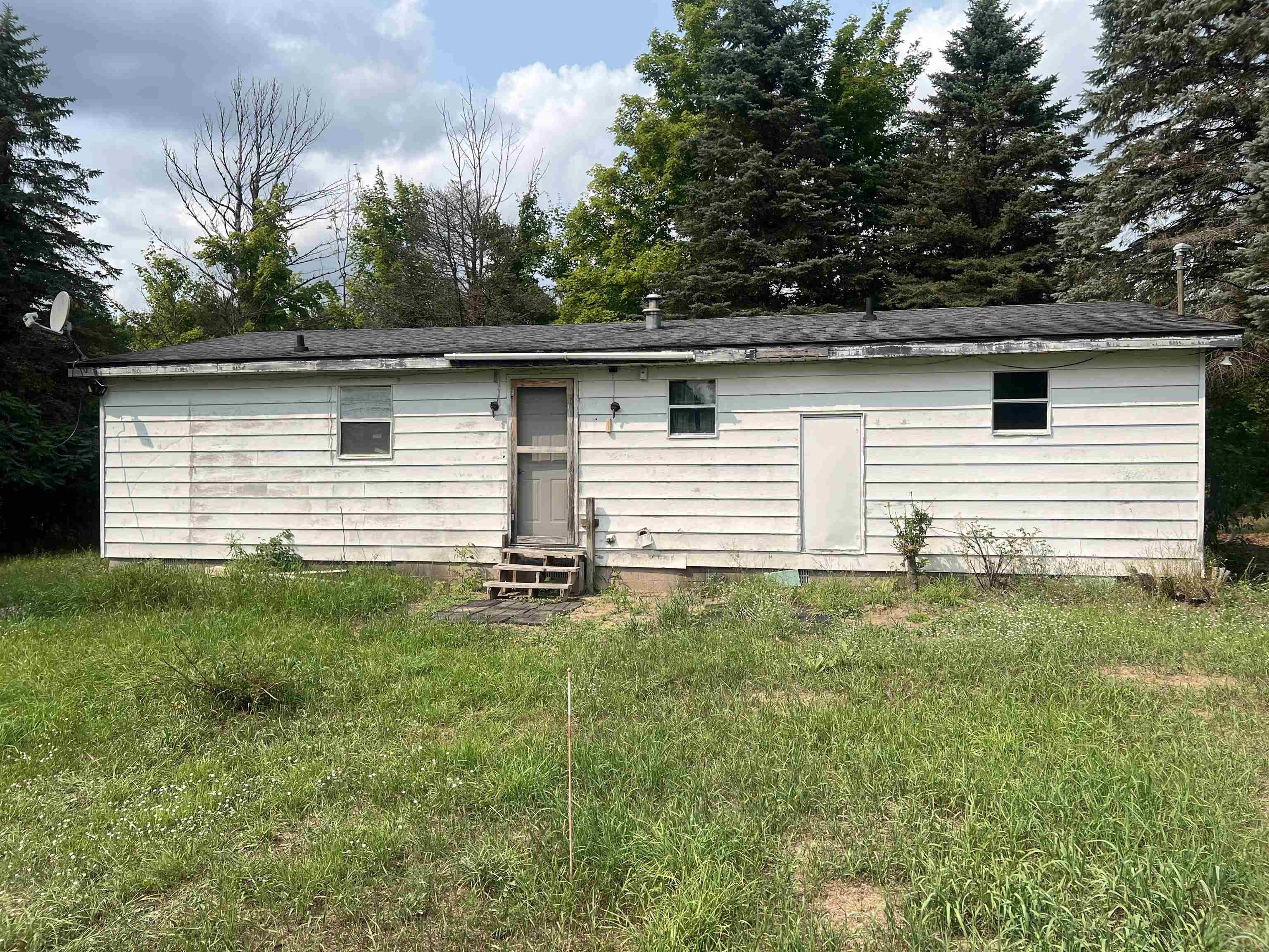 10317 North Long Lake Road Property Photo 9