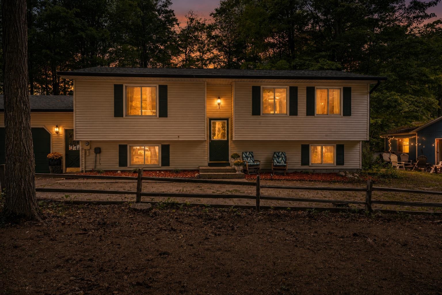 342 Waxwing Drive Property Photo 1