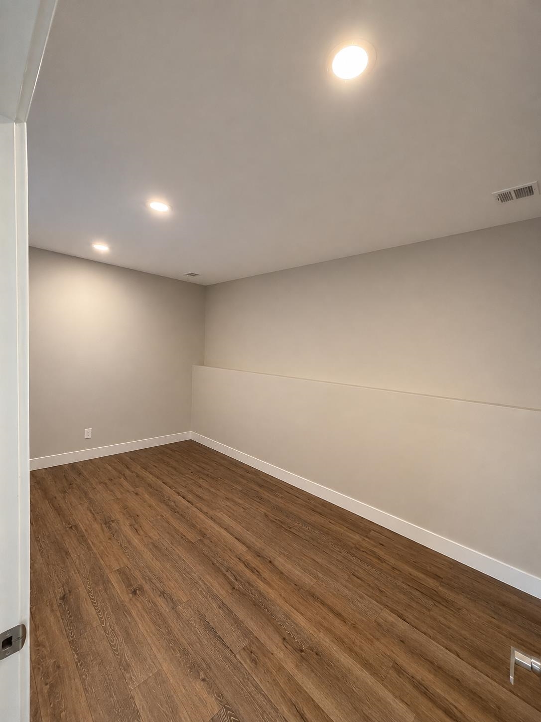 1393 Industry Drive Property Photo 11