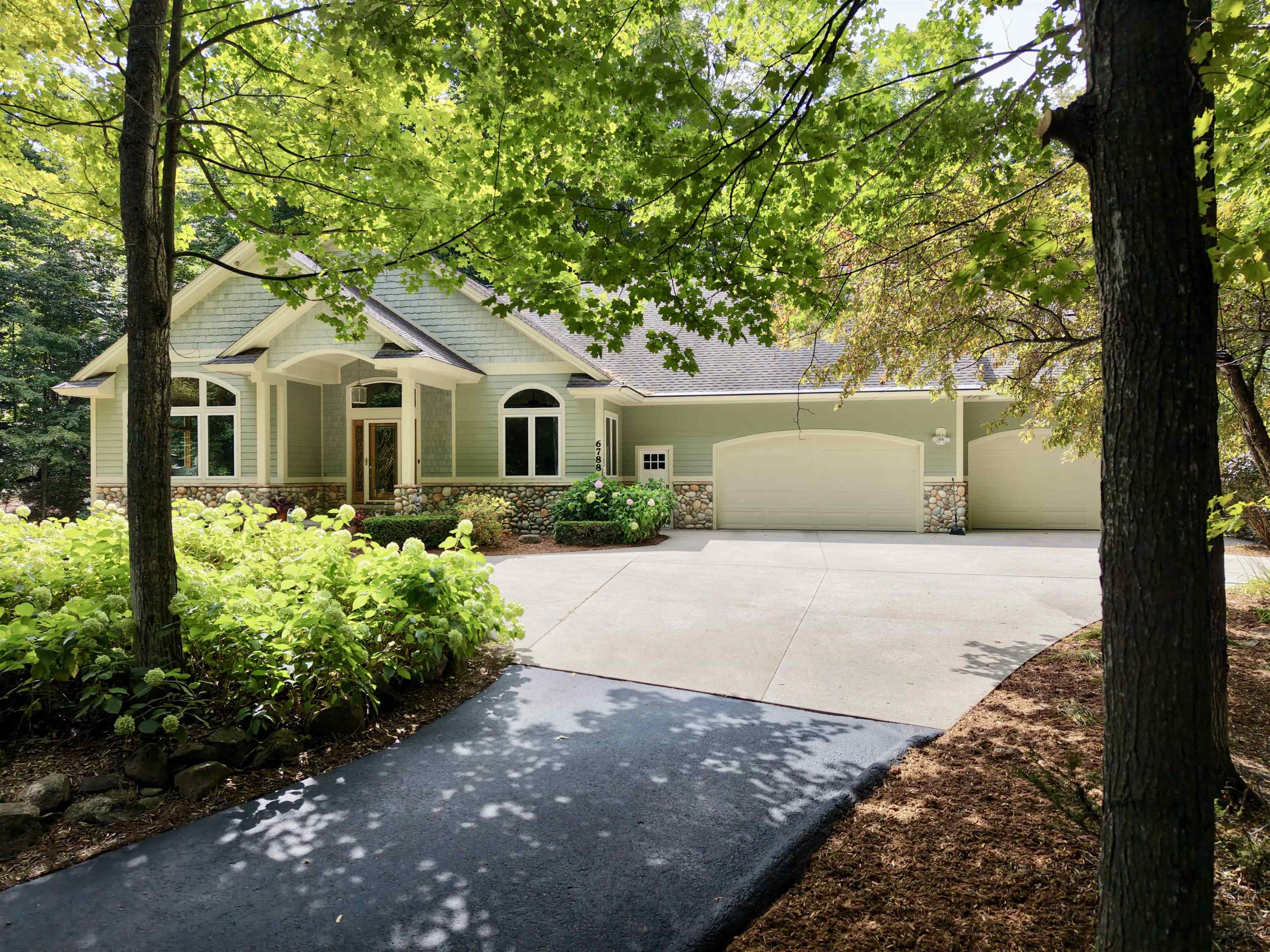 6788 E Hoxie Road Property Photo 1