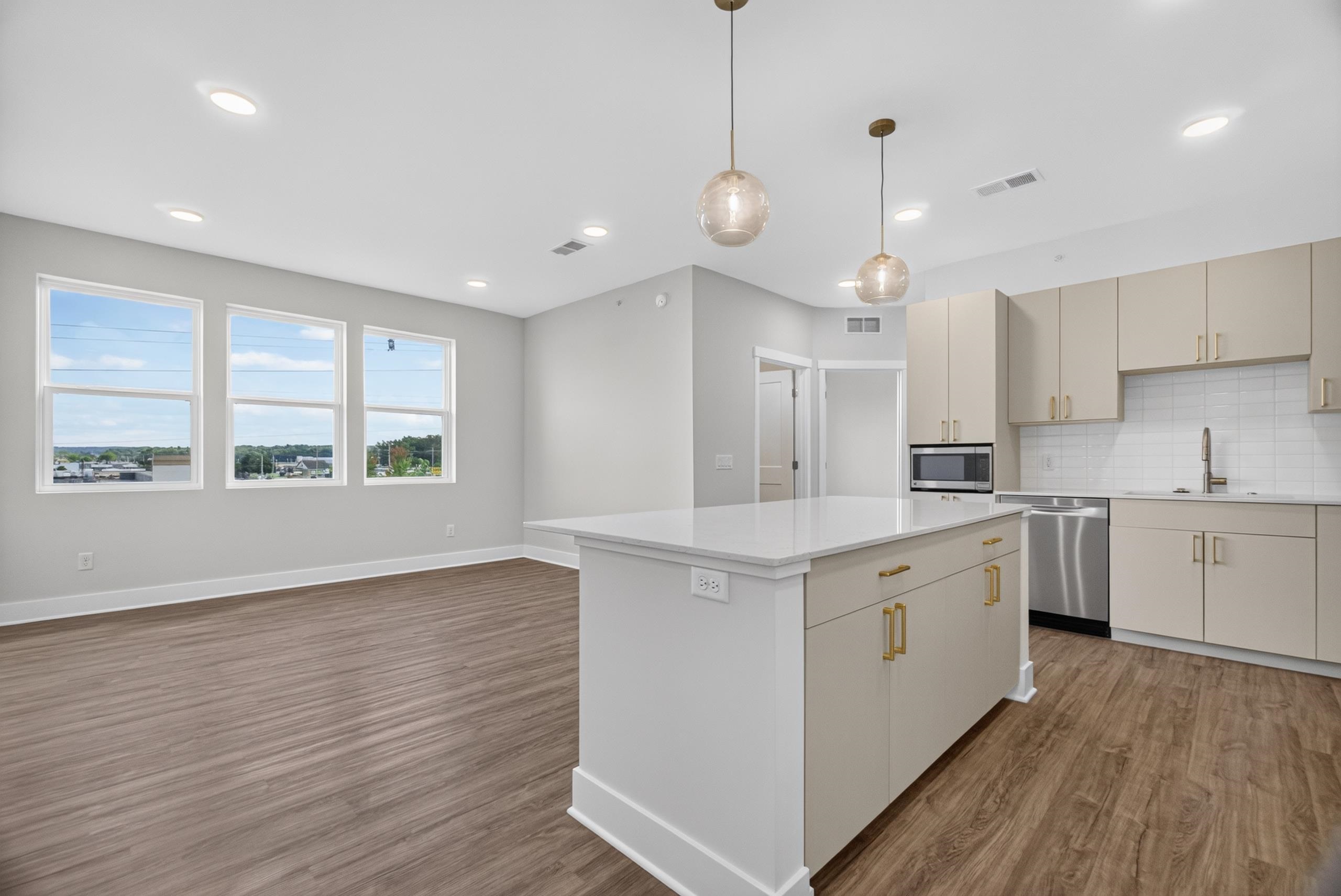 1109 S Carver Street Property Photo 1
