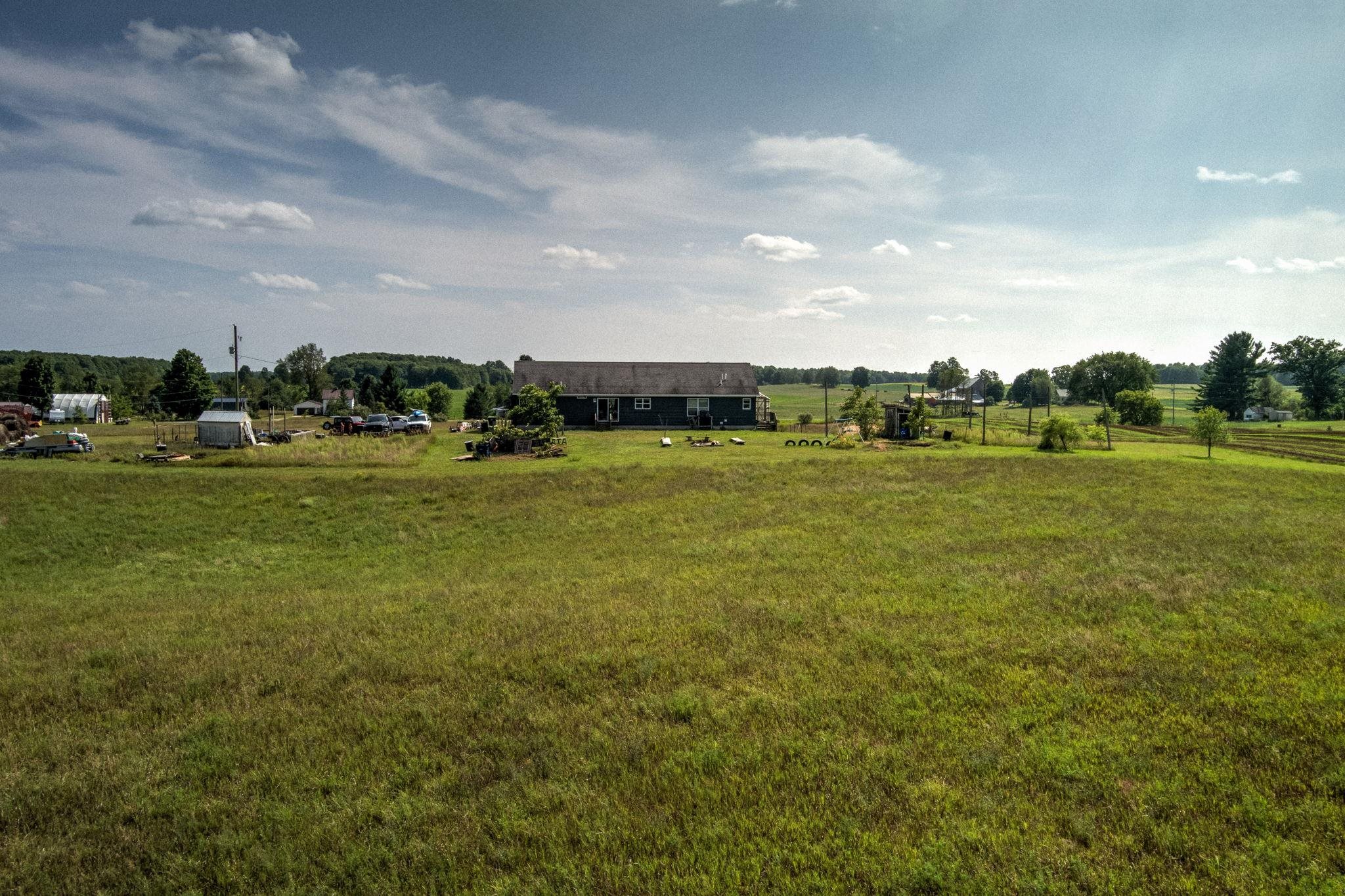 V/l E Center Road Property Photo 6