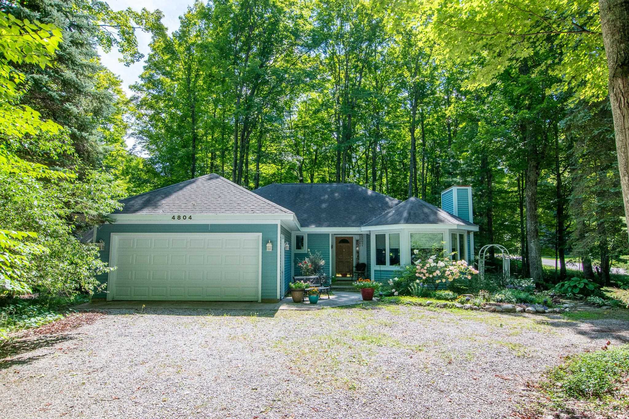 4804 S Green Court Property Photo 1